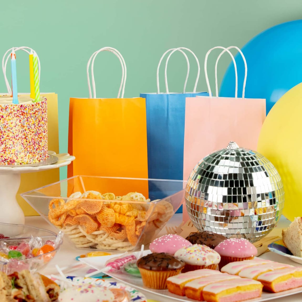 403699-403717-lifestyle