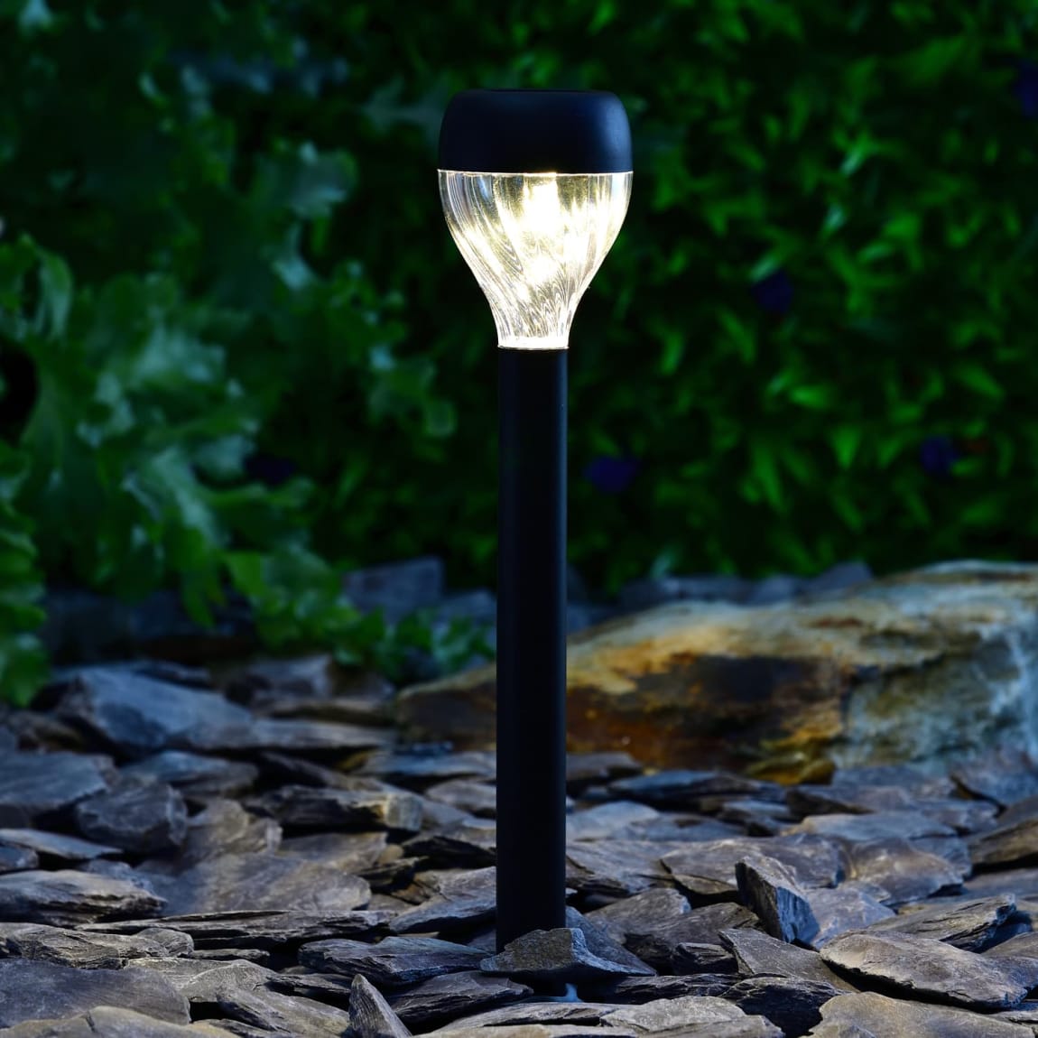 404751-simply-solar-black-post-light-warm-white-led