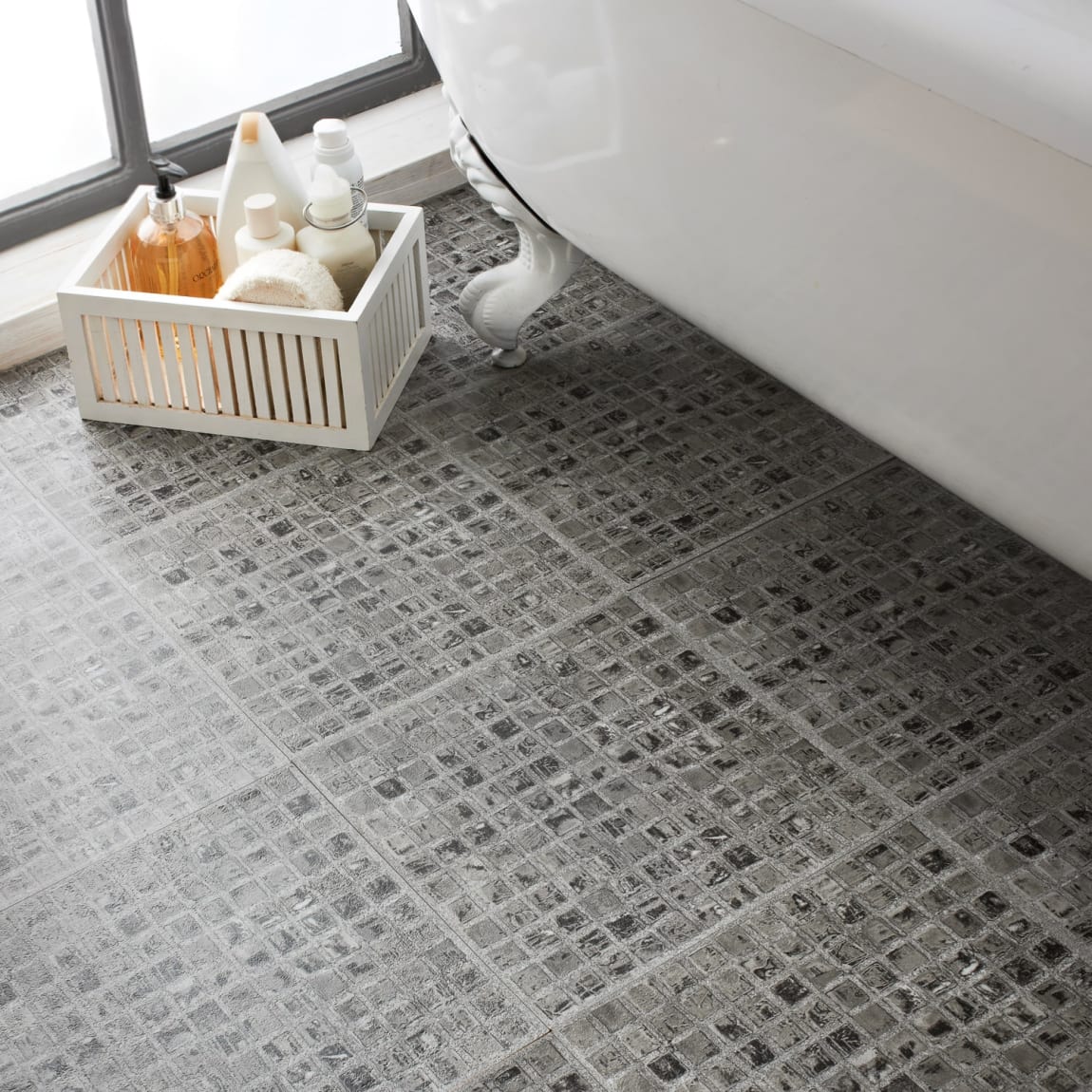 405036-self-adhesive-grey-mosaic-effect-vinyl-floor-tile-4