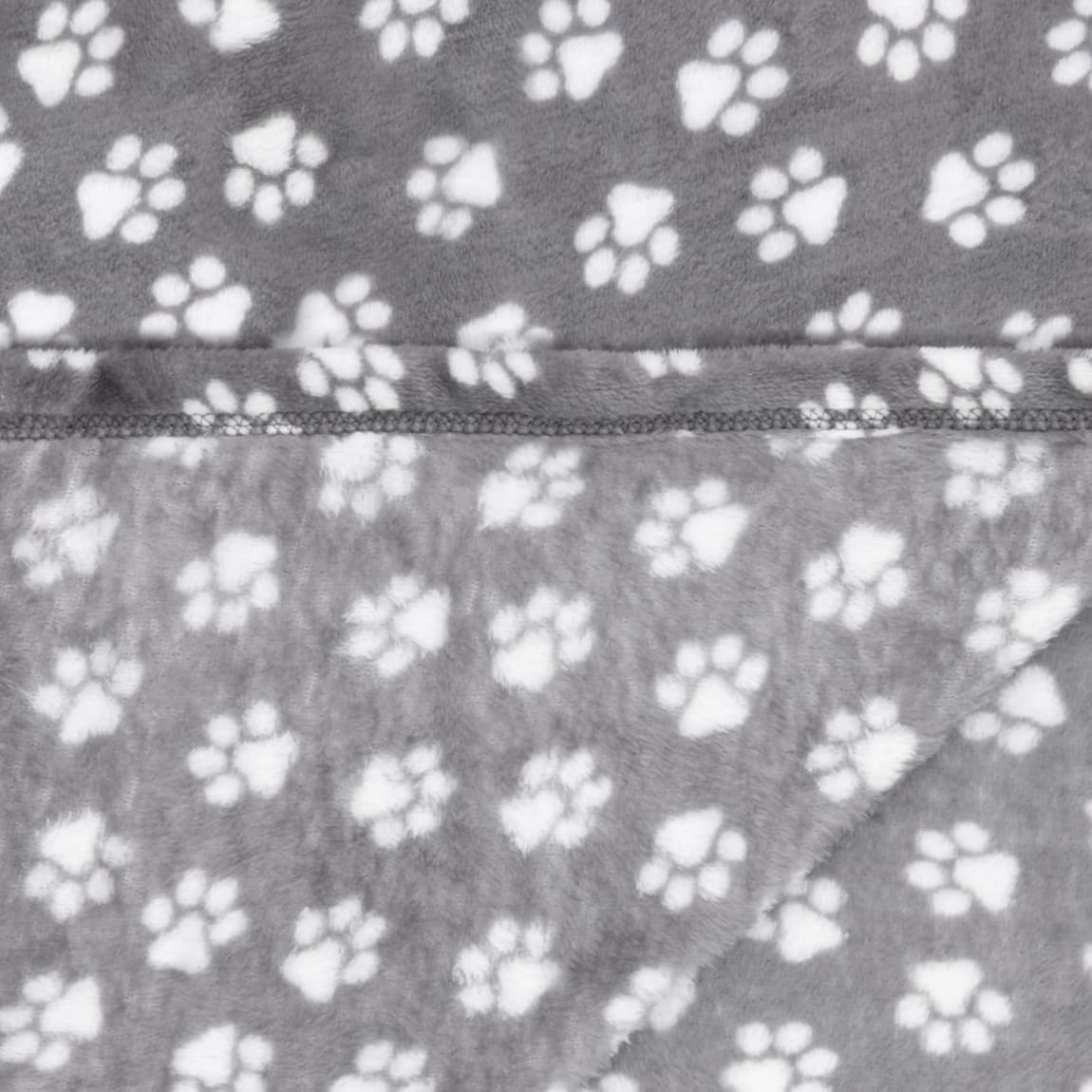 407801-puppy-paw-blanket-4