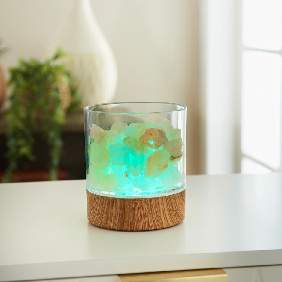 409748-restore-himalayan-rock-salt-lamp-and-essential-oil-2