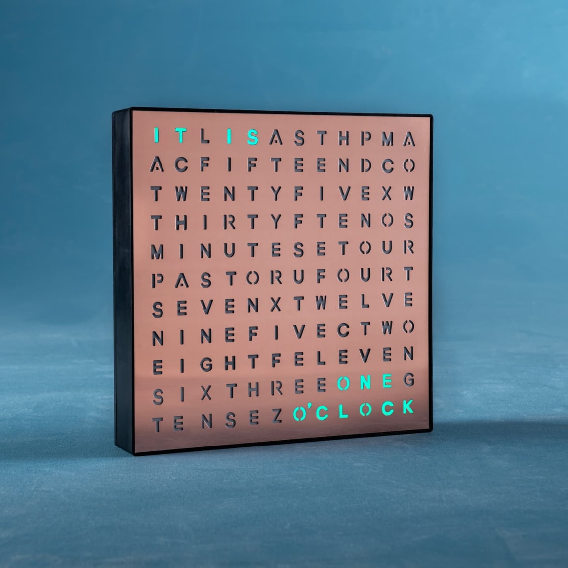 409772-vibes-rgb-led-word-clock-10