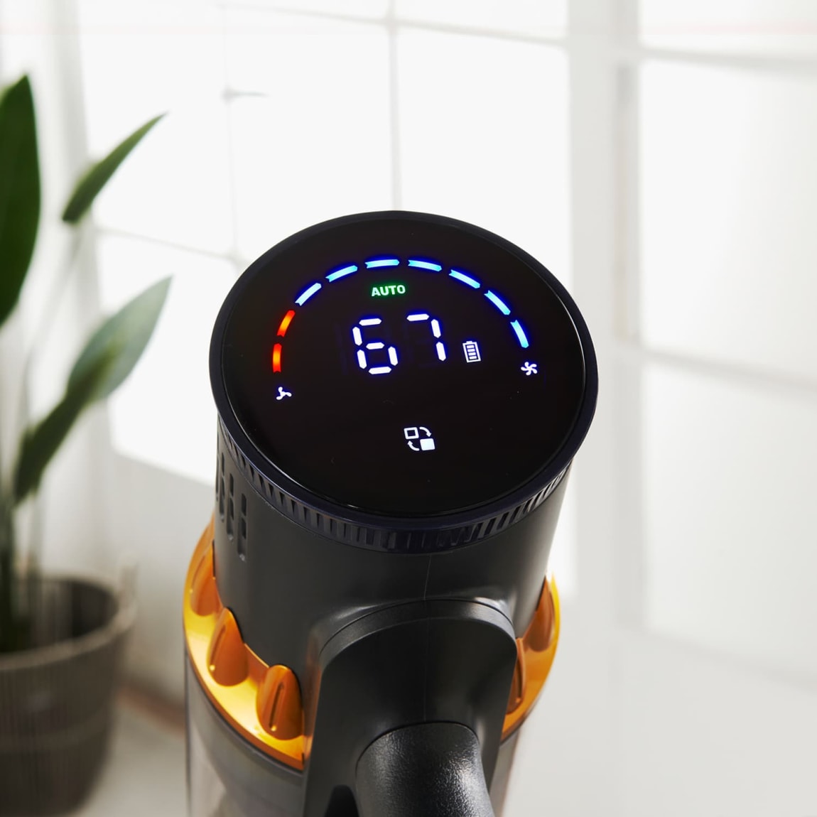 409857-blaupunkt-powerforce-anti-tangle-25_9v-cordless-vacuum