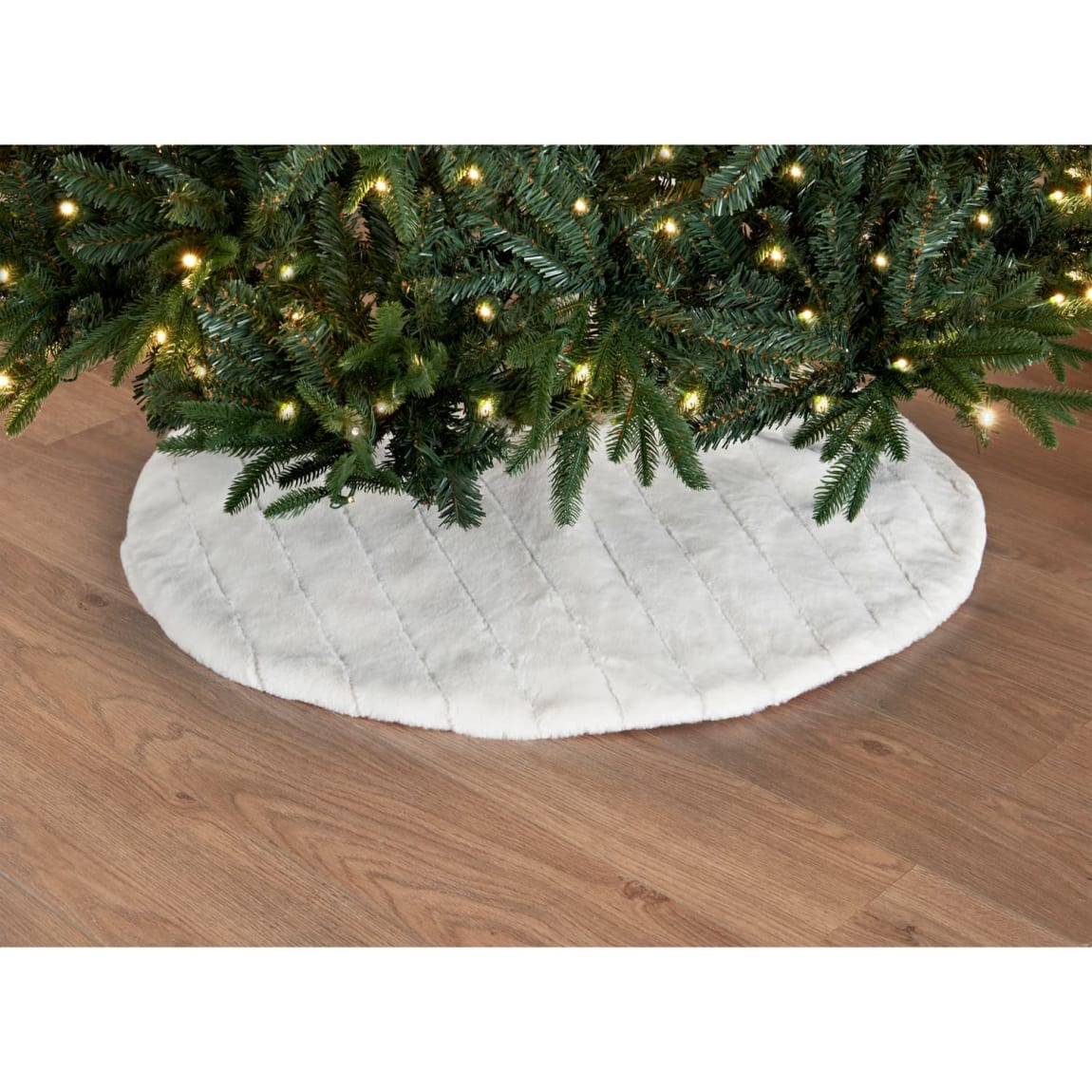 412255-cream-ribbed-tree-skirt1
