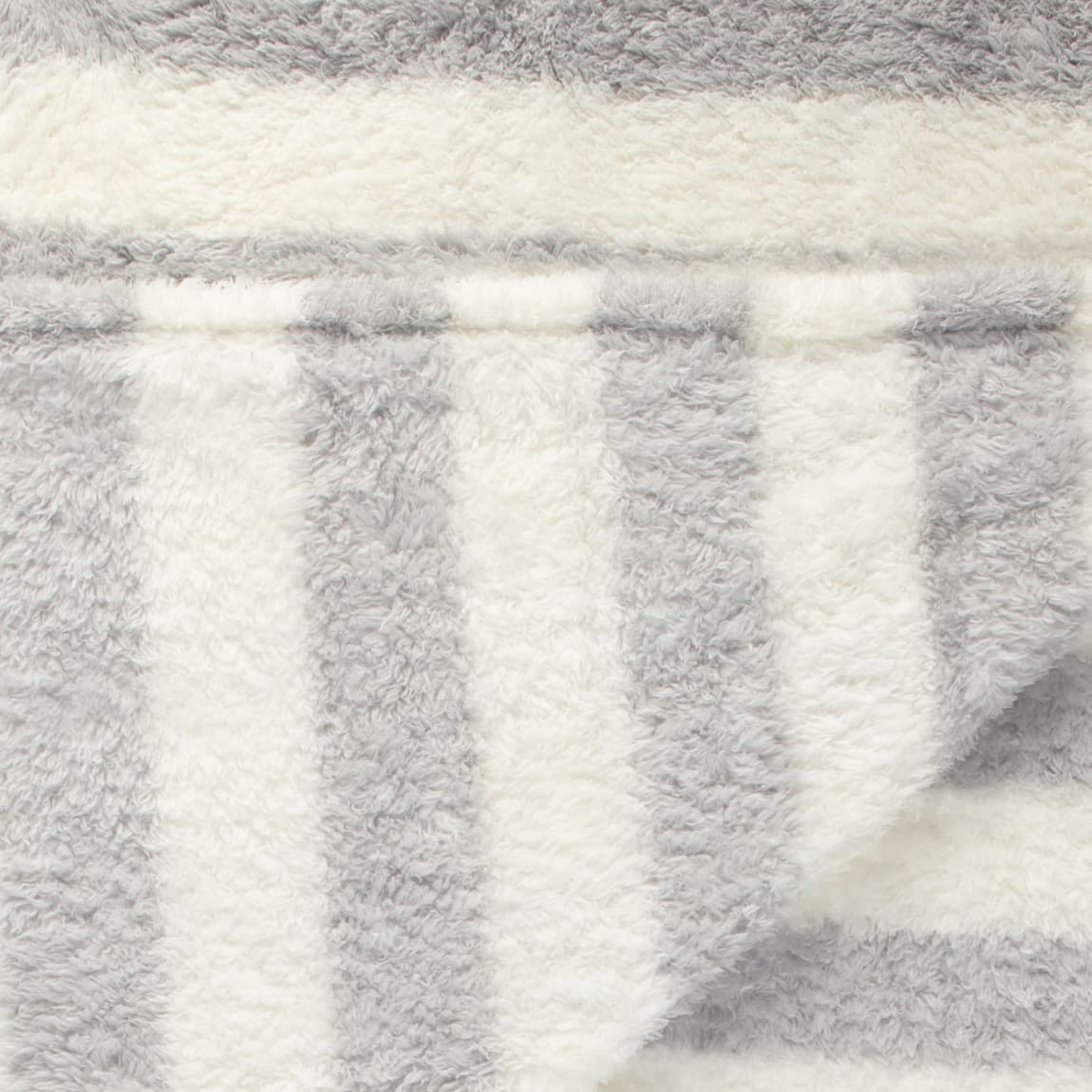 412841-cosy-striped-throw-grey-4