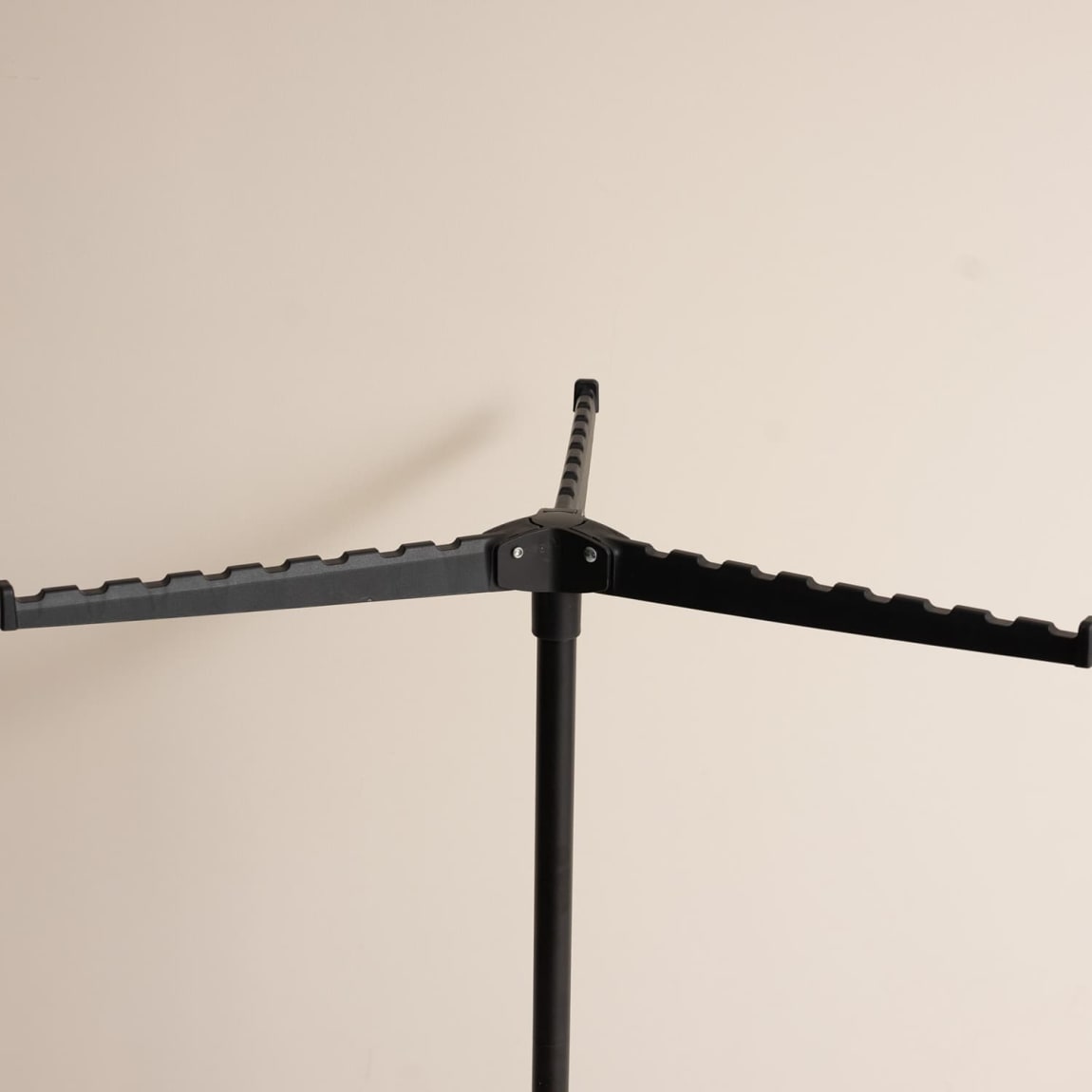 427693-413437-addis-3-arm-heated-drying-pod-3