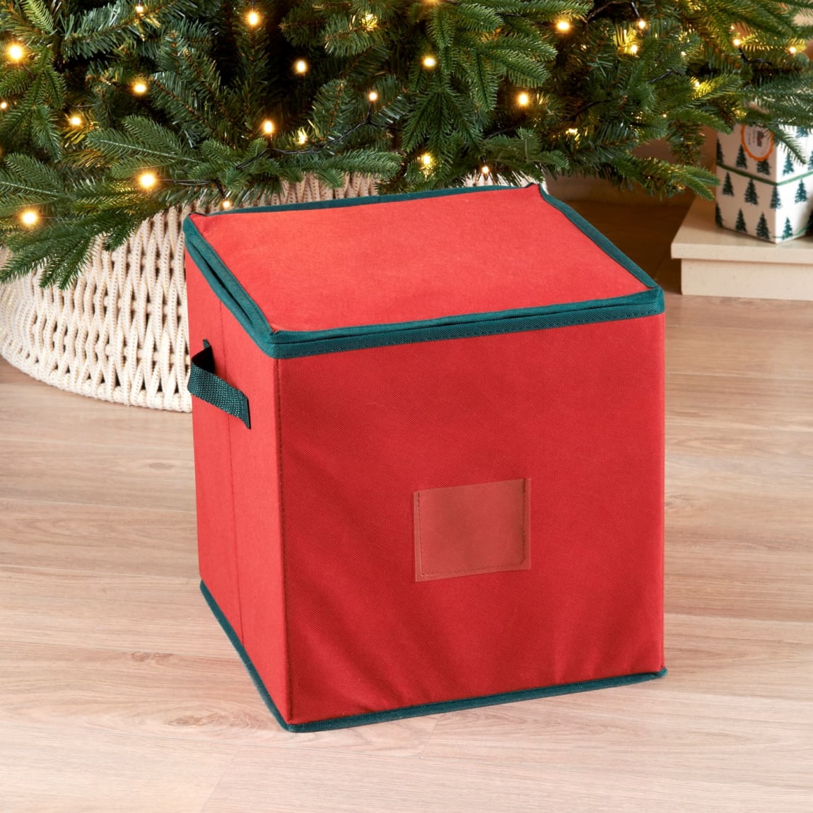 413854-64-section-bauble-storage-bag-2