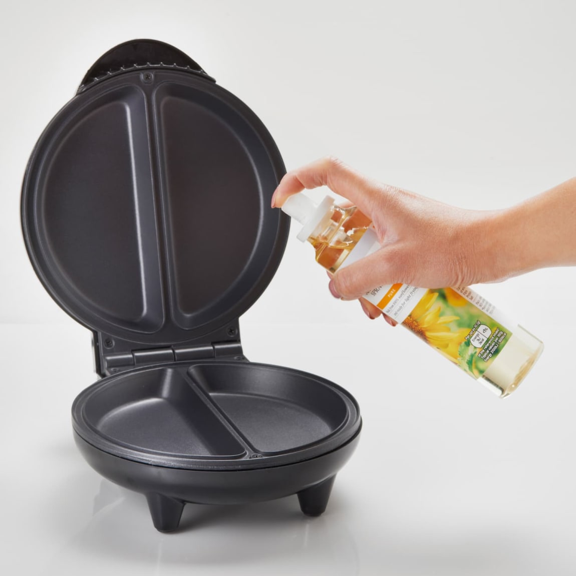 416522-weight-watchers-omlette-maker-4