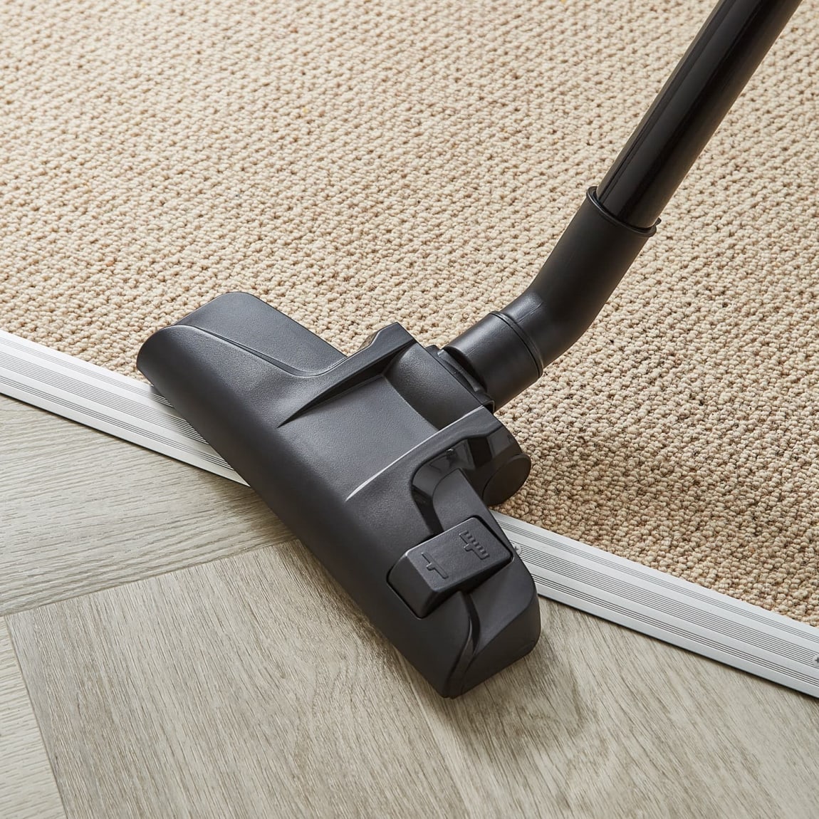 416757-morphy-cylinder-vac-4