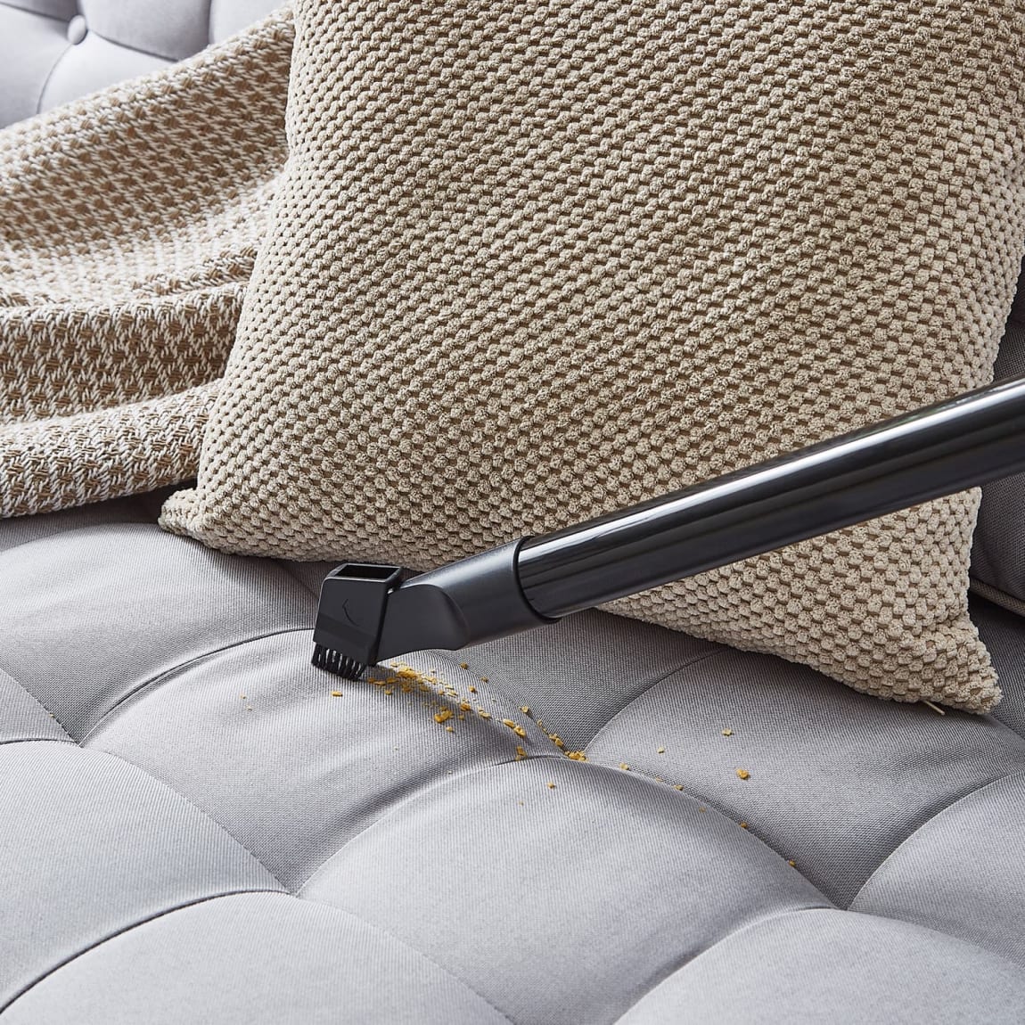 416757-morphy-cylinder-vac-5