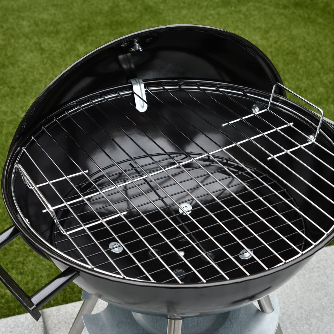 417154-round-kettle-barbeque