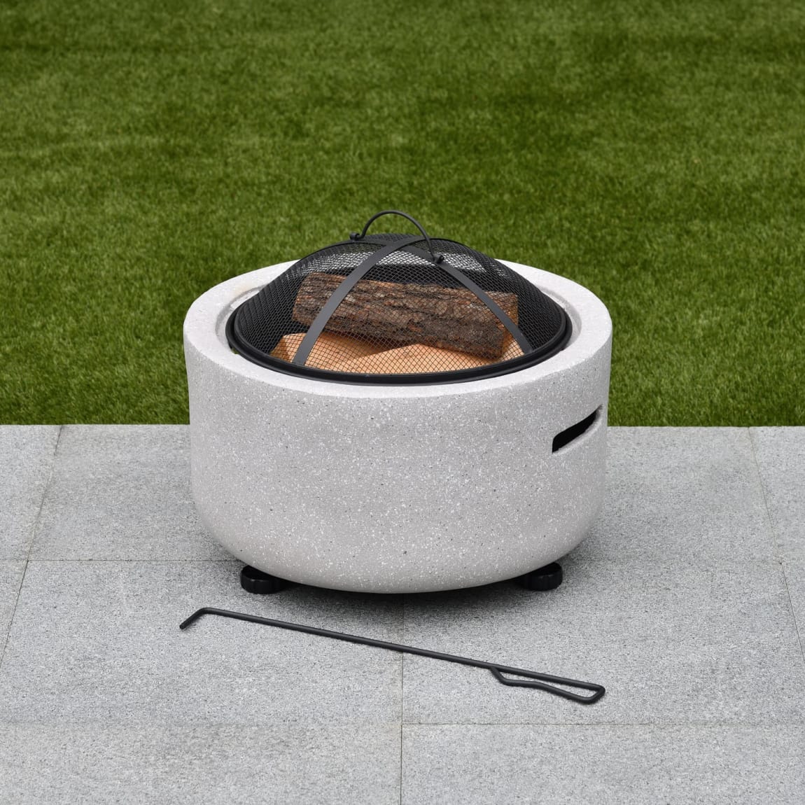 417194-montana-small-cement-firepit