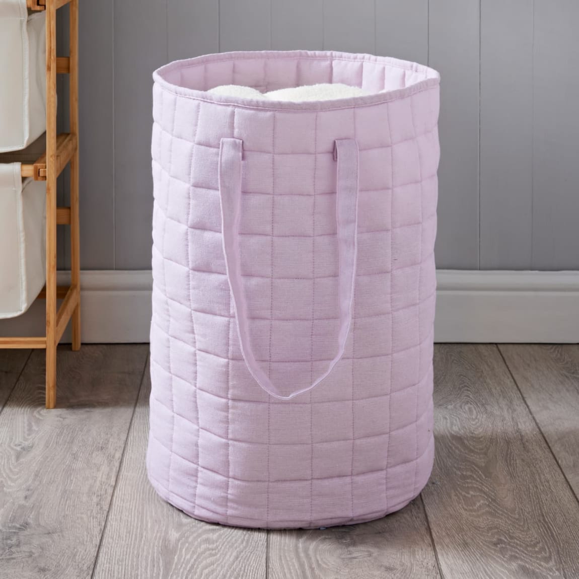 417267-quilted-laundry-bag-lilac