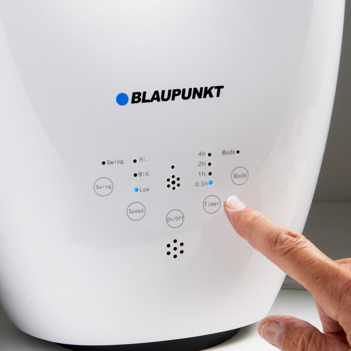 417602-blaupunkt-bladeless-standing-fan-4