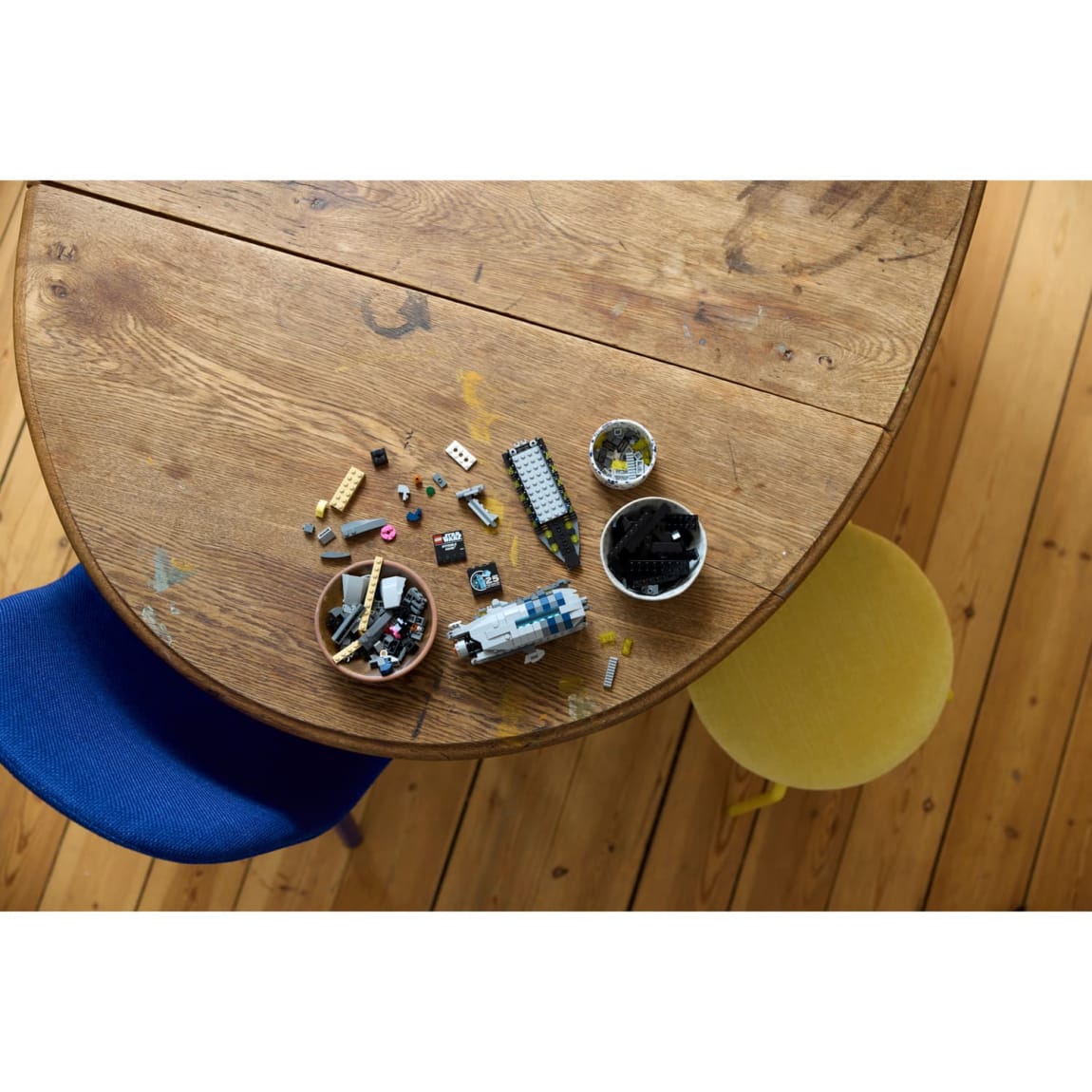 417800-star-wars-invisible-hand-lego-75377-11