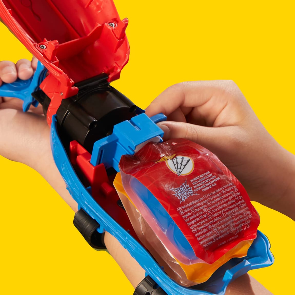 418202-marvel-spider-man-real-webs-ultimate-web-blaster-7