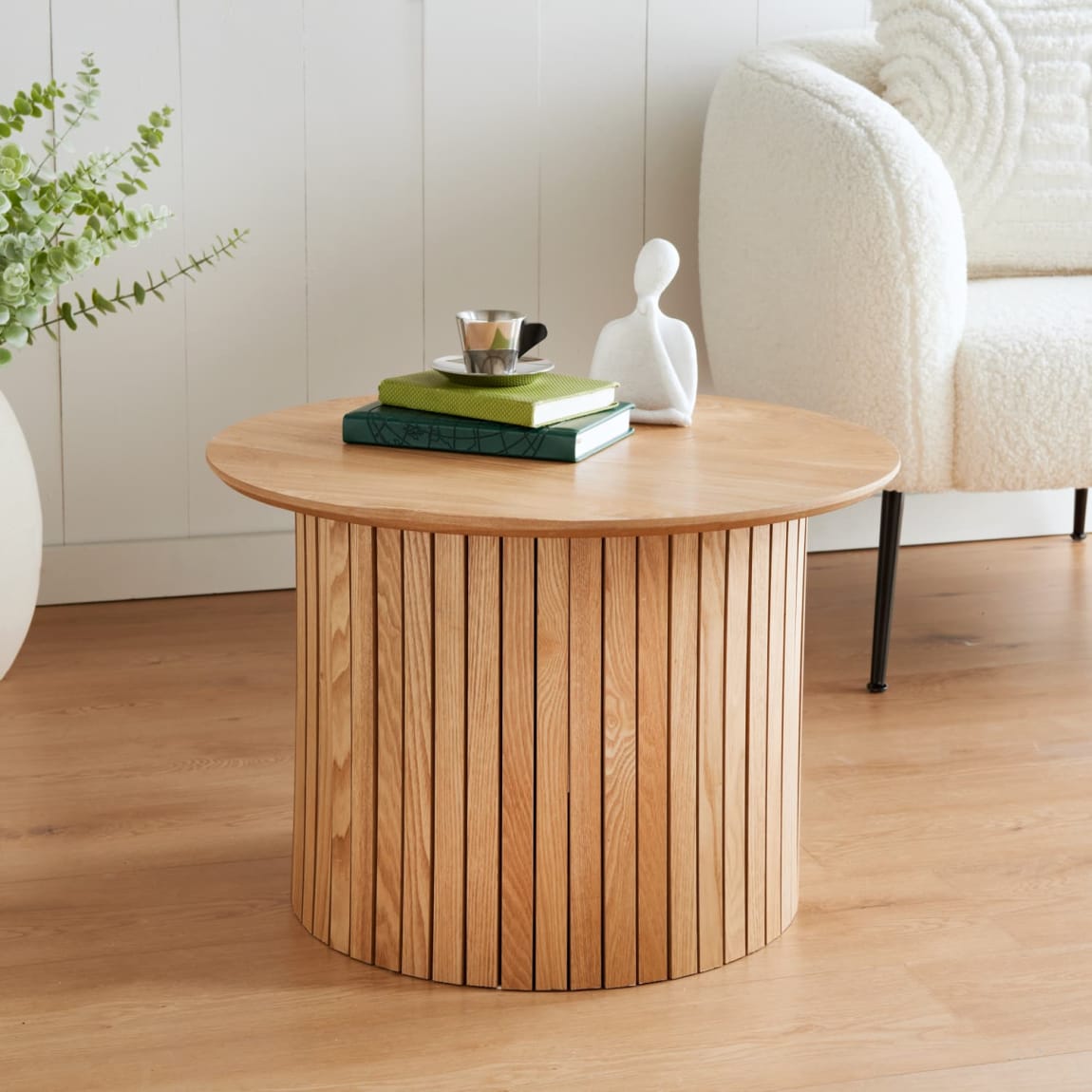 418413-home-collection-coffee-table-2