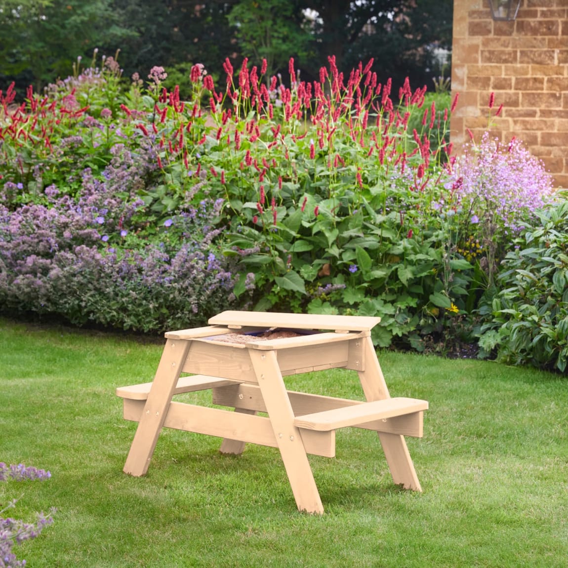 418925-3in1-sand-and-watr-bench-2