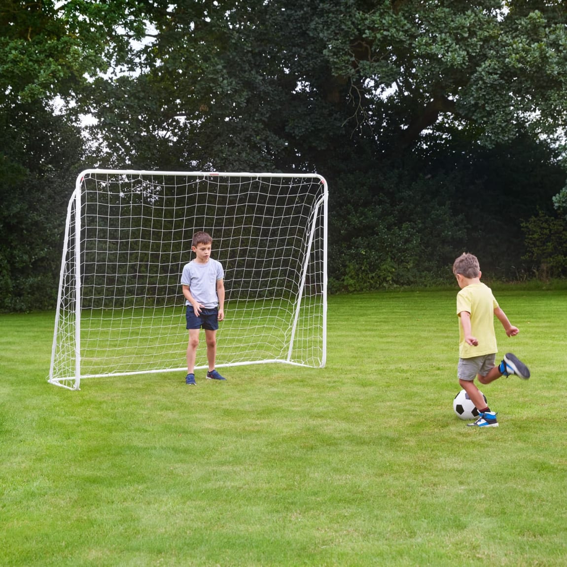 418977-8ft-x-6ft-metal-goal-4