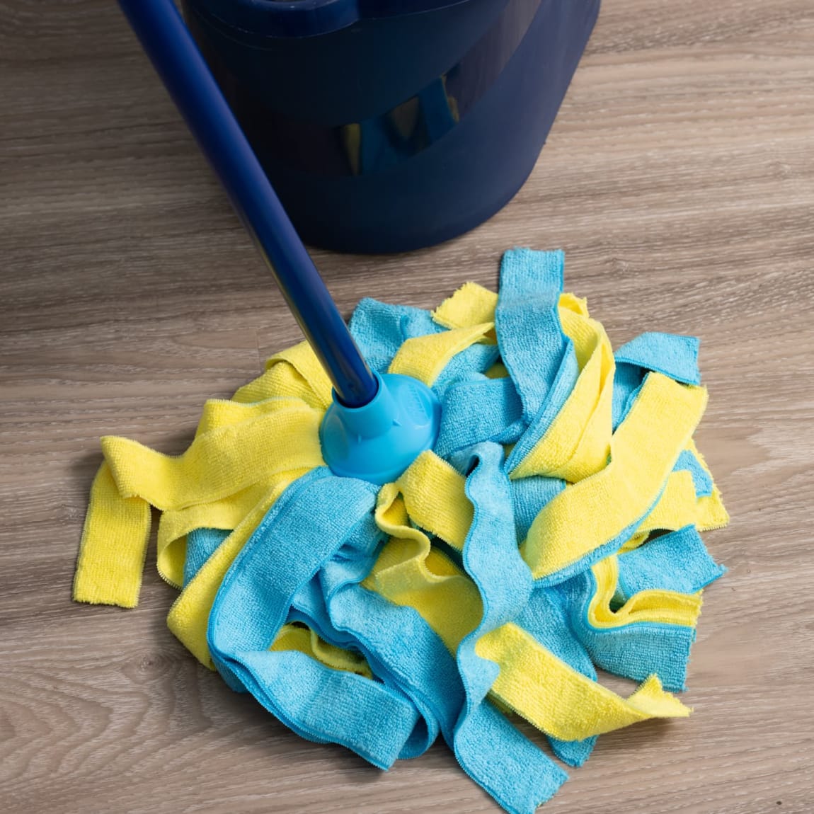 419343-flash-ultrafibre-max-mop-with-refill-5