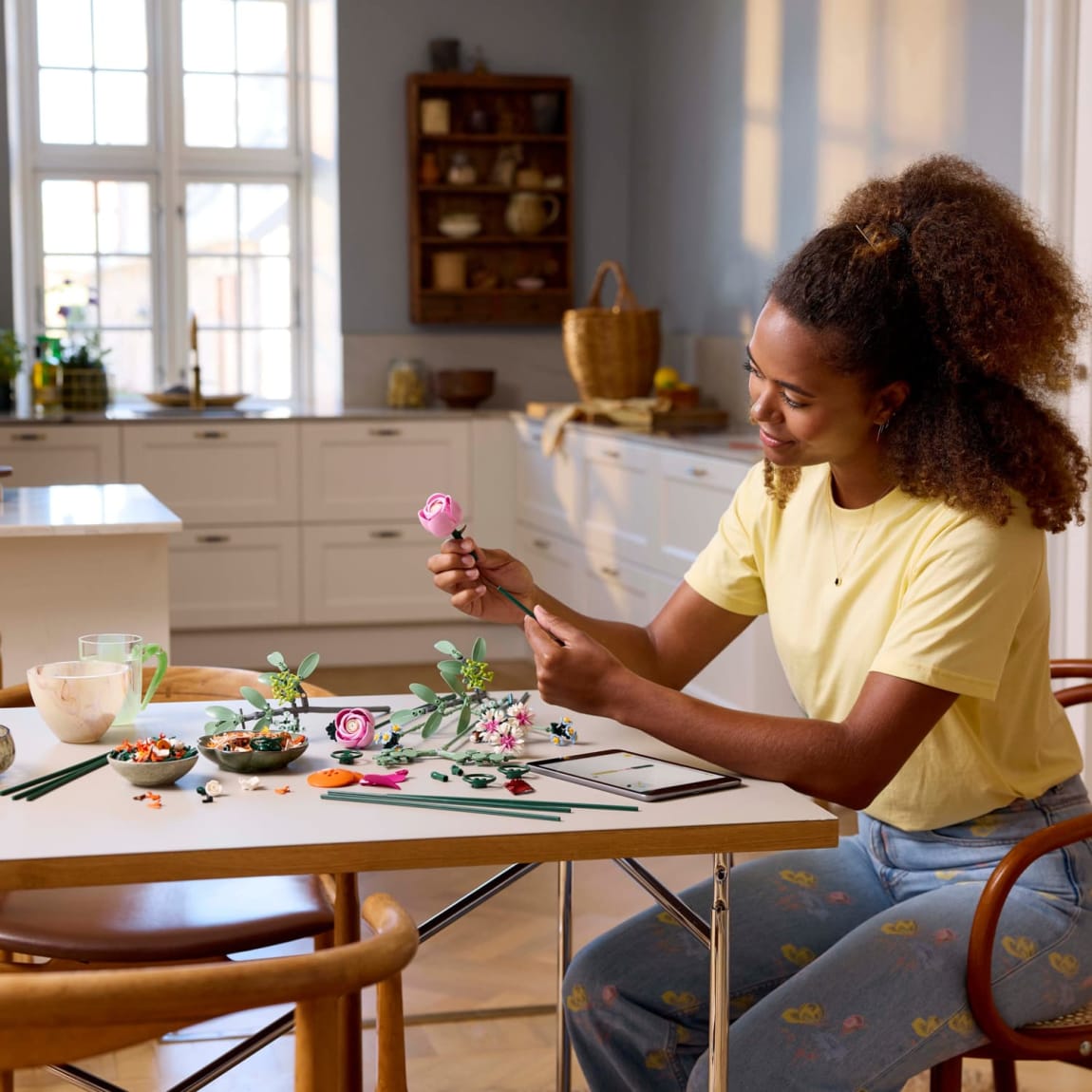 420168-lego-botanicals-pretty-pink-flower-bouquet-9