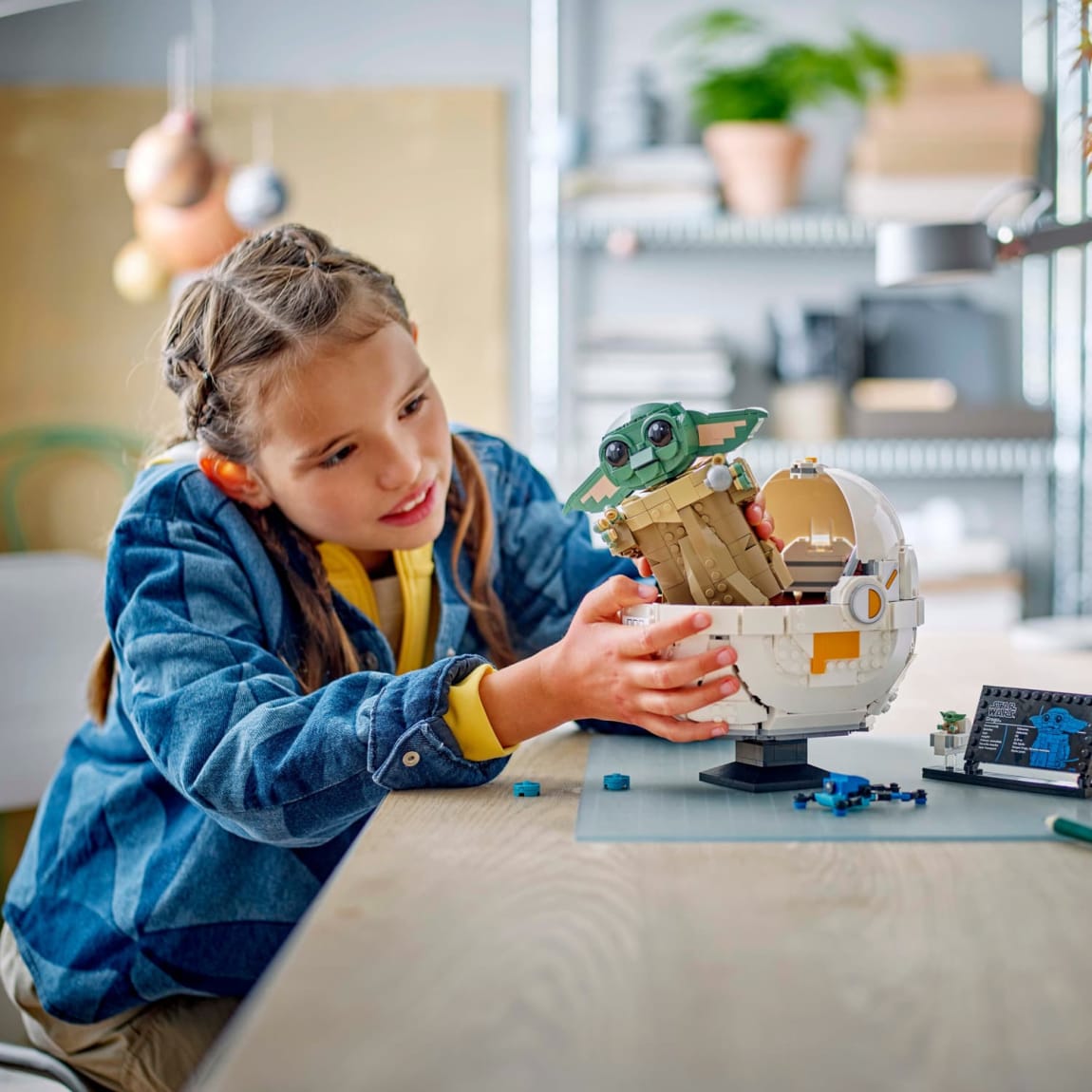 420220-lego-star-wars-grogu-wirh-hover-pram-7