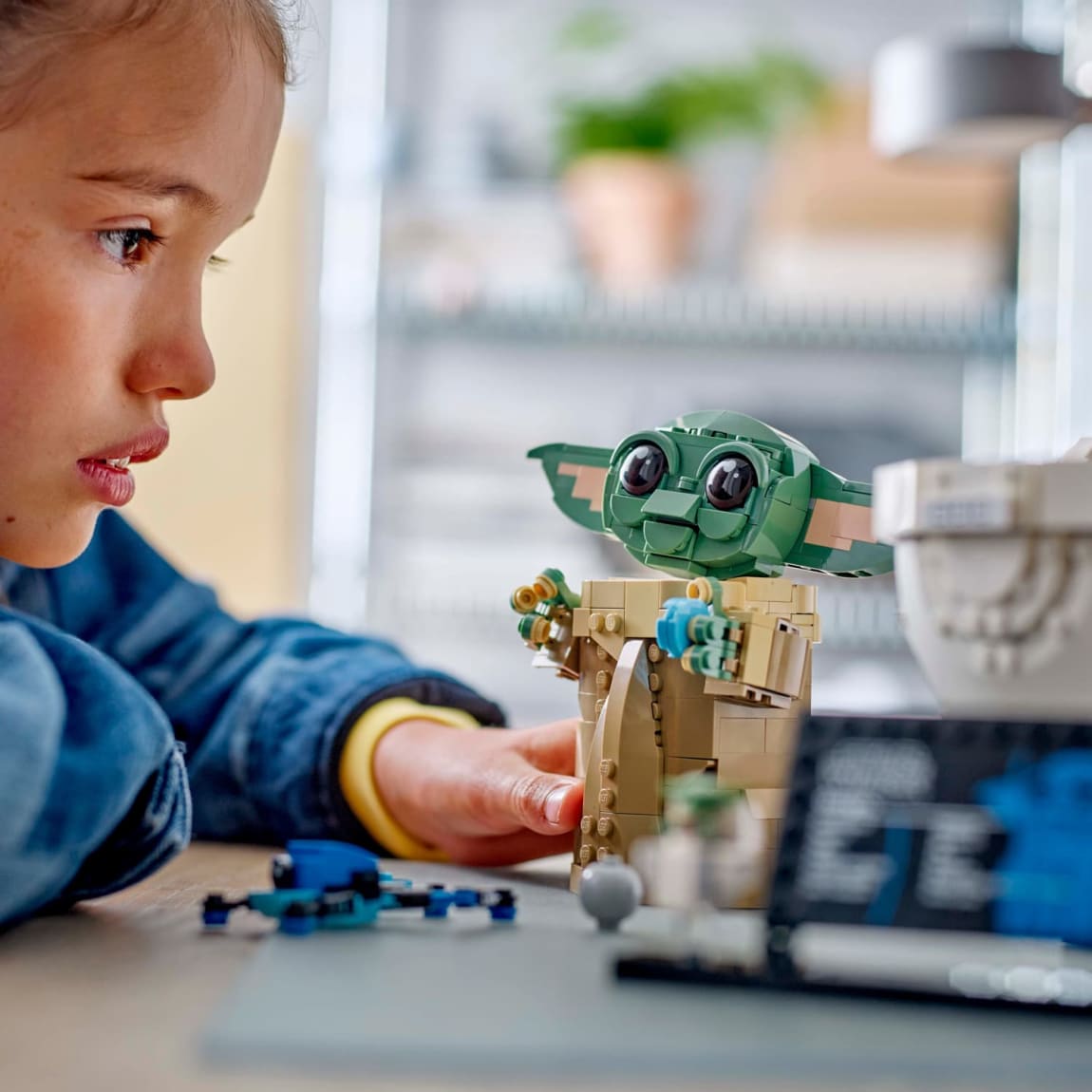 420220-lego-star-wars-grogu-wirh-hover-pram-8