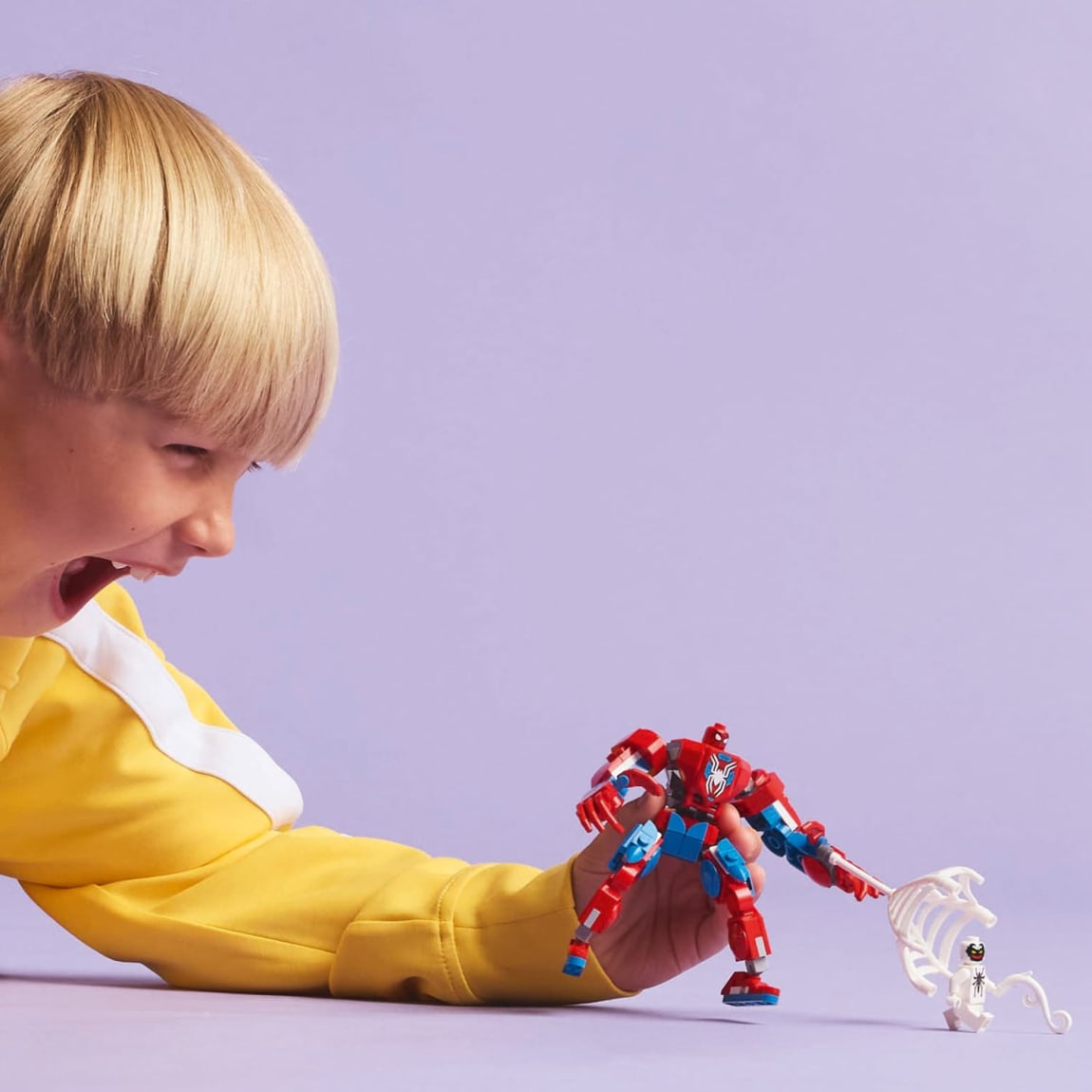 420225-lego-marvel-spider-man-mech-vs-anti-venom-4