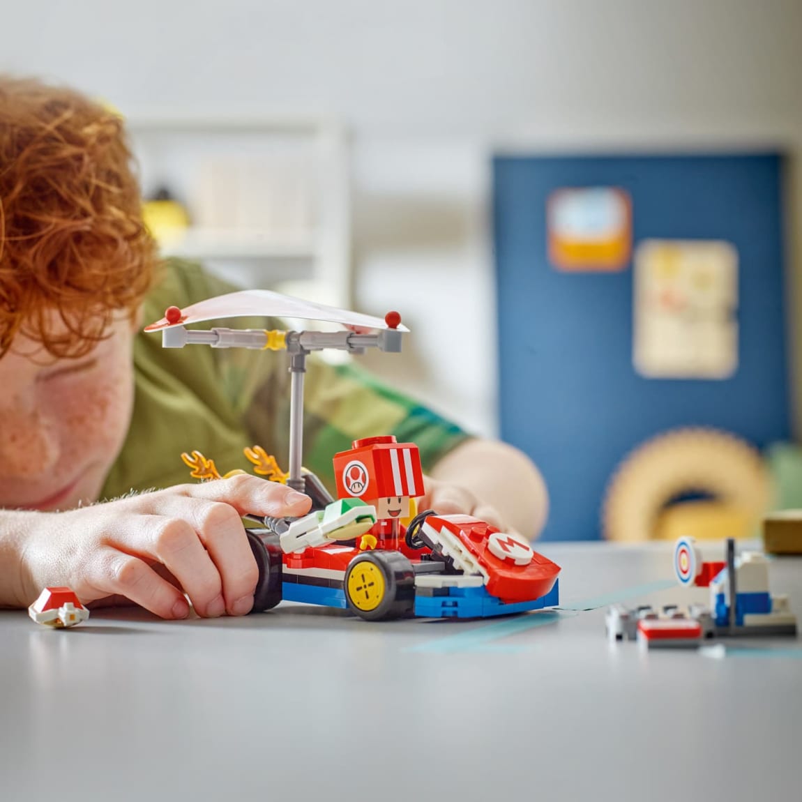 420227-lego-super-mario-mario-cart-and-toad-7