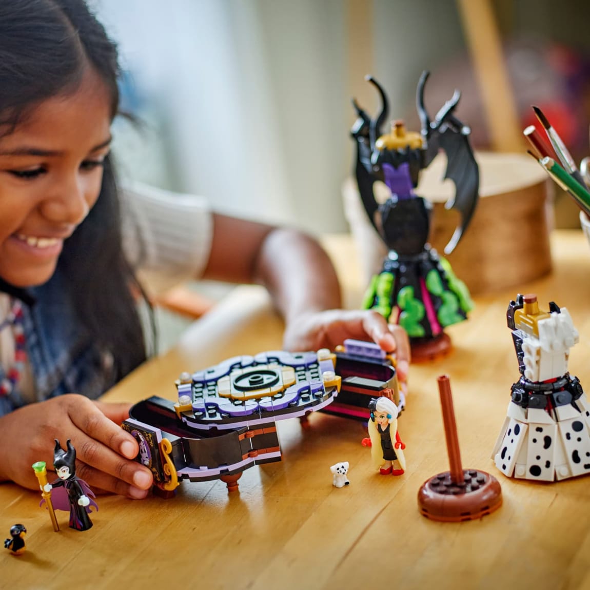 420252-maleficents-and-cruella-de-vils-dresses-43262-8