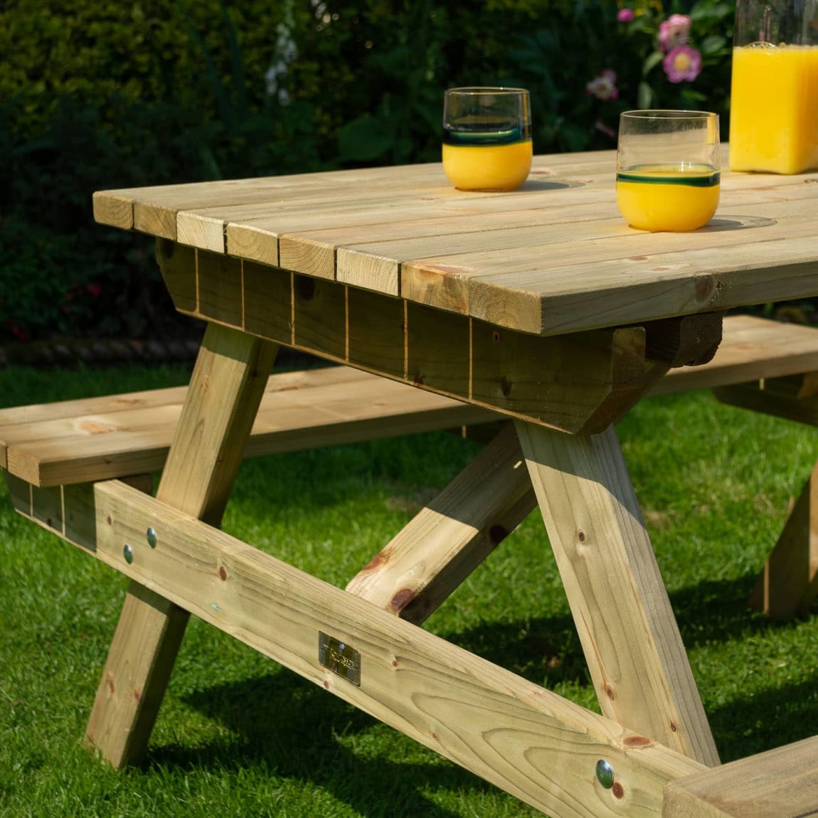 421218-picnic-table-1_2m-8