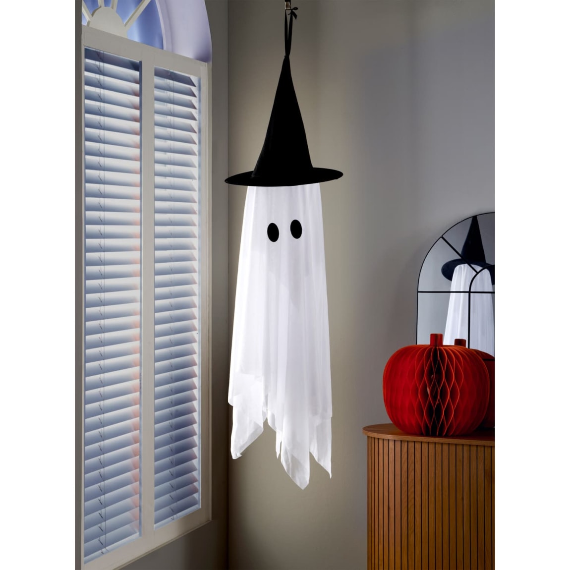 423137-door-ghost-hanging-dec-135cm