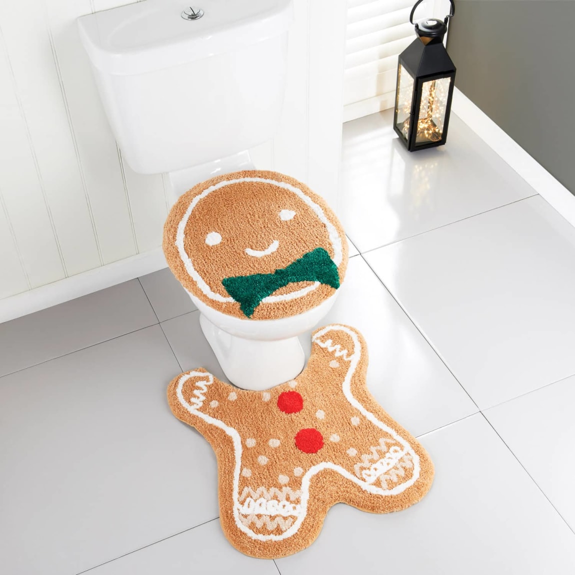 423524-gingerbread-2pc-pedestal-and-toilet-seat-cover-set1