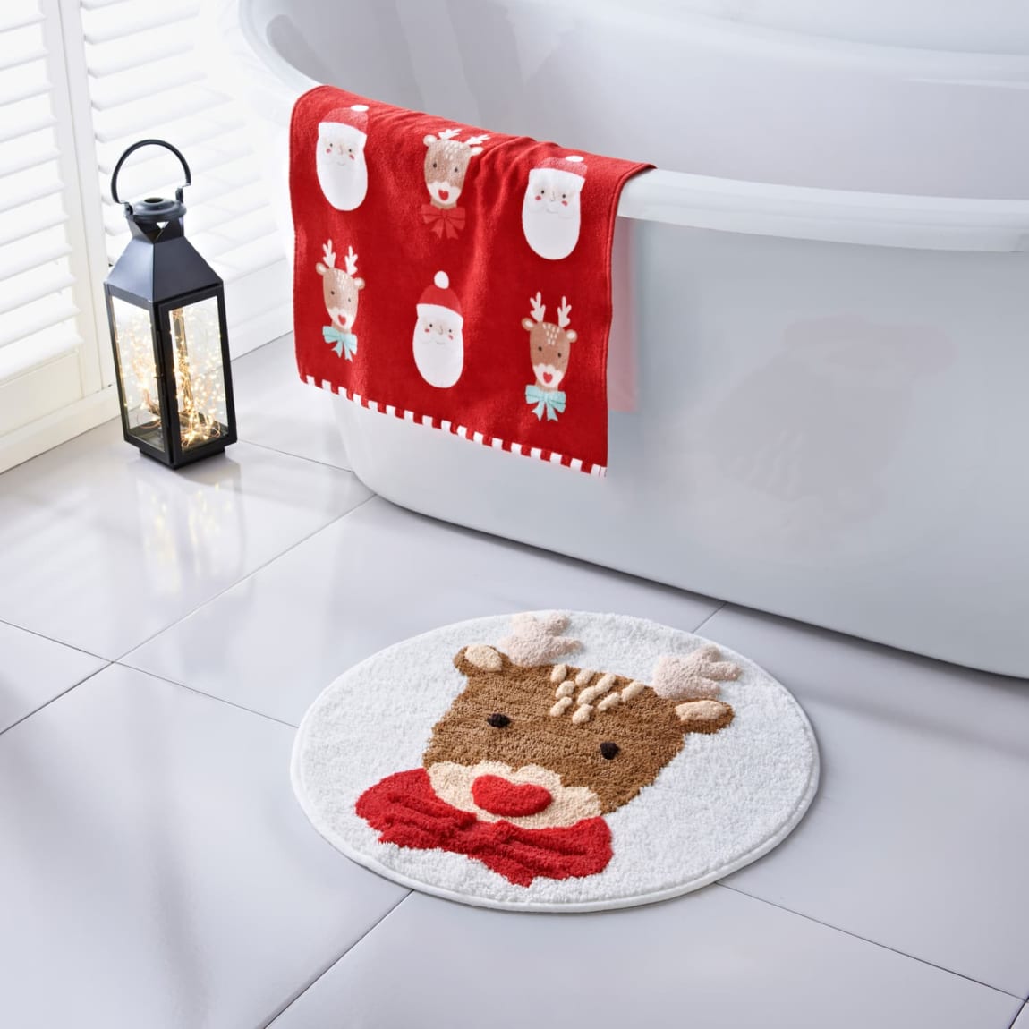 423526-reindeer-shaped-bathmat1