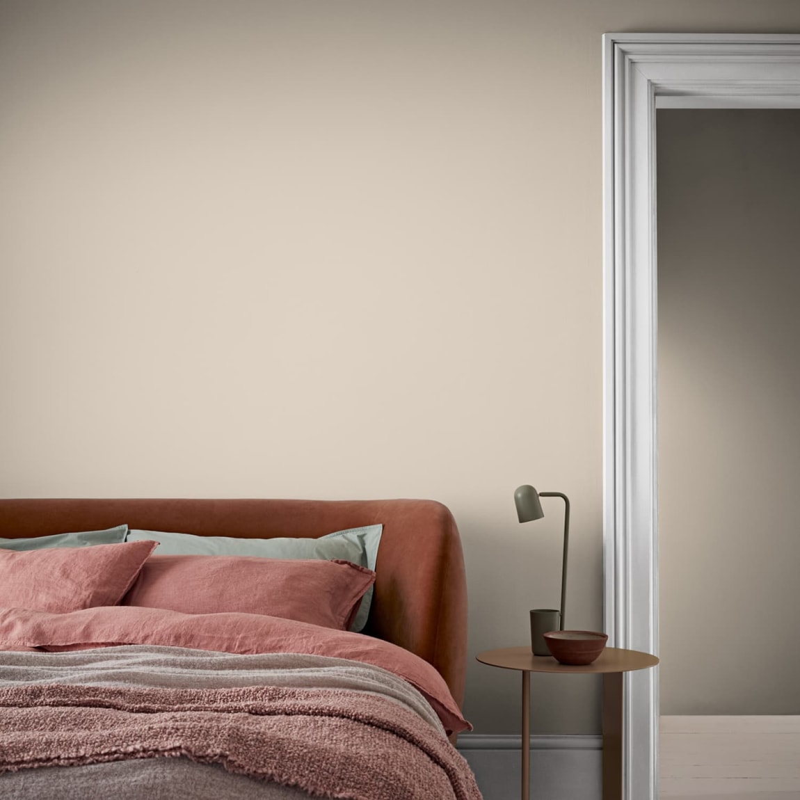 423767-crown-matt-2_5l-wheatgrass-2