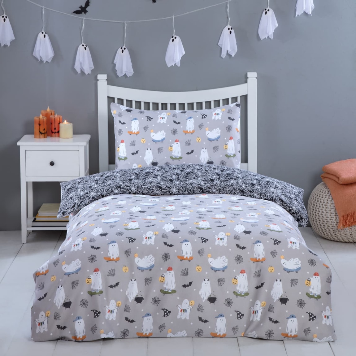 423957-kids-halloween-print-duvet-set-grey