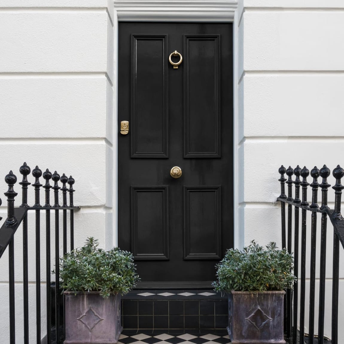 424078-crown-quick-dry-gloss-750ml-jet-black-2