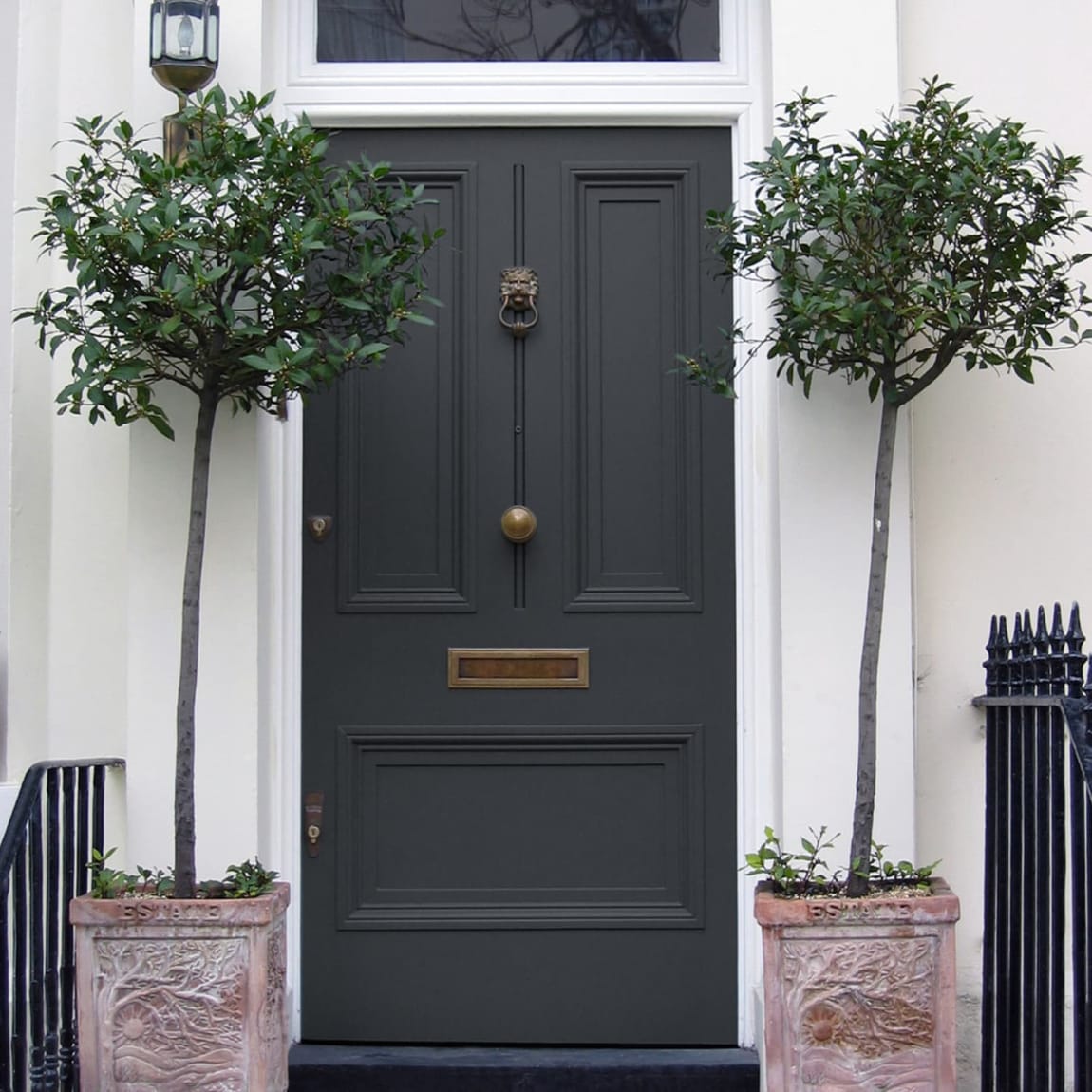 424088-crown-quick-dry-satin-750ml-anthracite-2