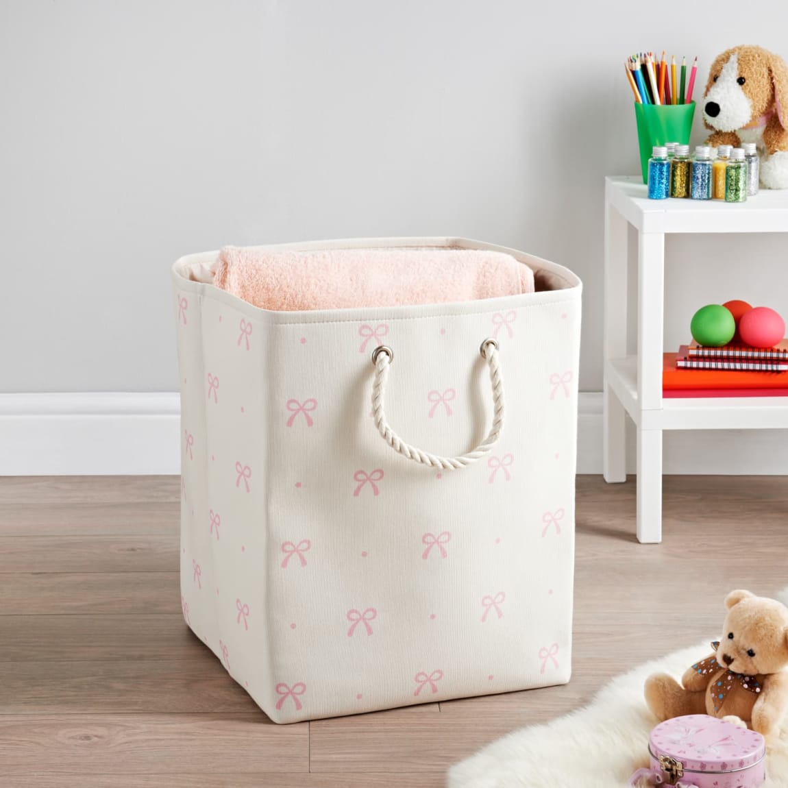 424503-simply-kids-laundry-bag-with-rope-handles-bow