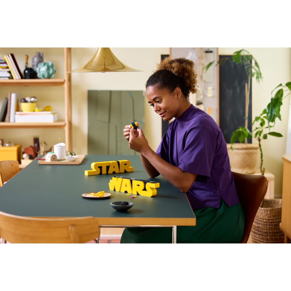 424554-lego-brick-built-star-wars-logo-75407