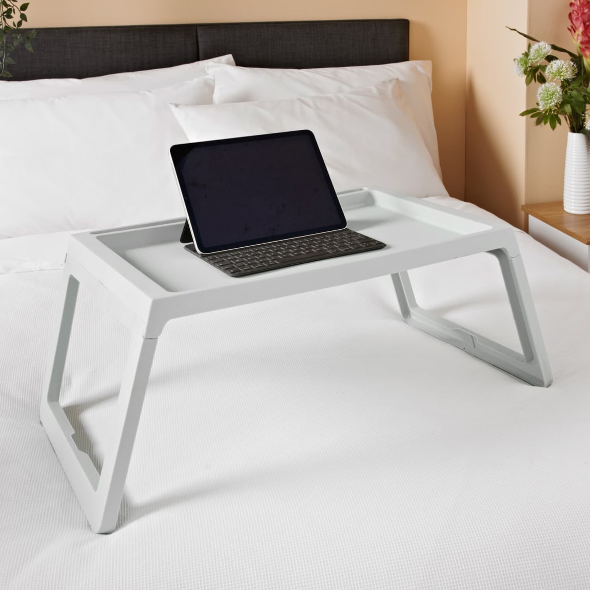 424581-portable-tray-table-white