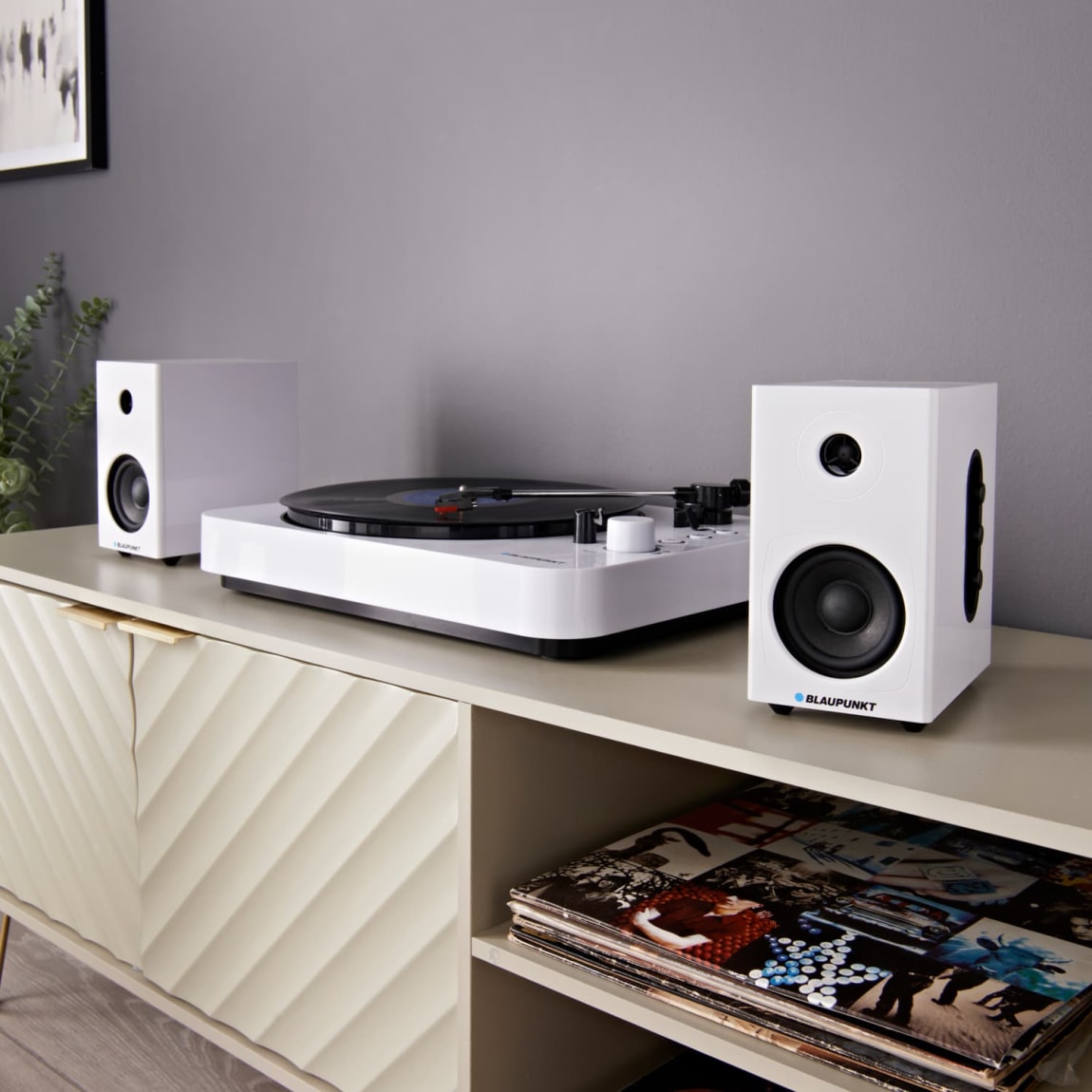 425720-blaupunkt-book-shelf-speakers-white-4