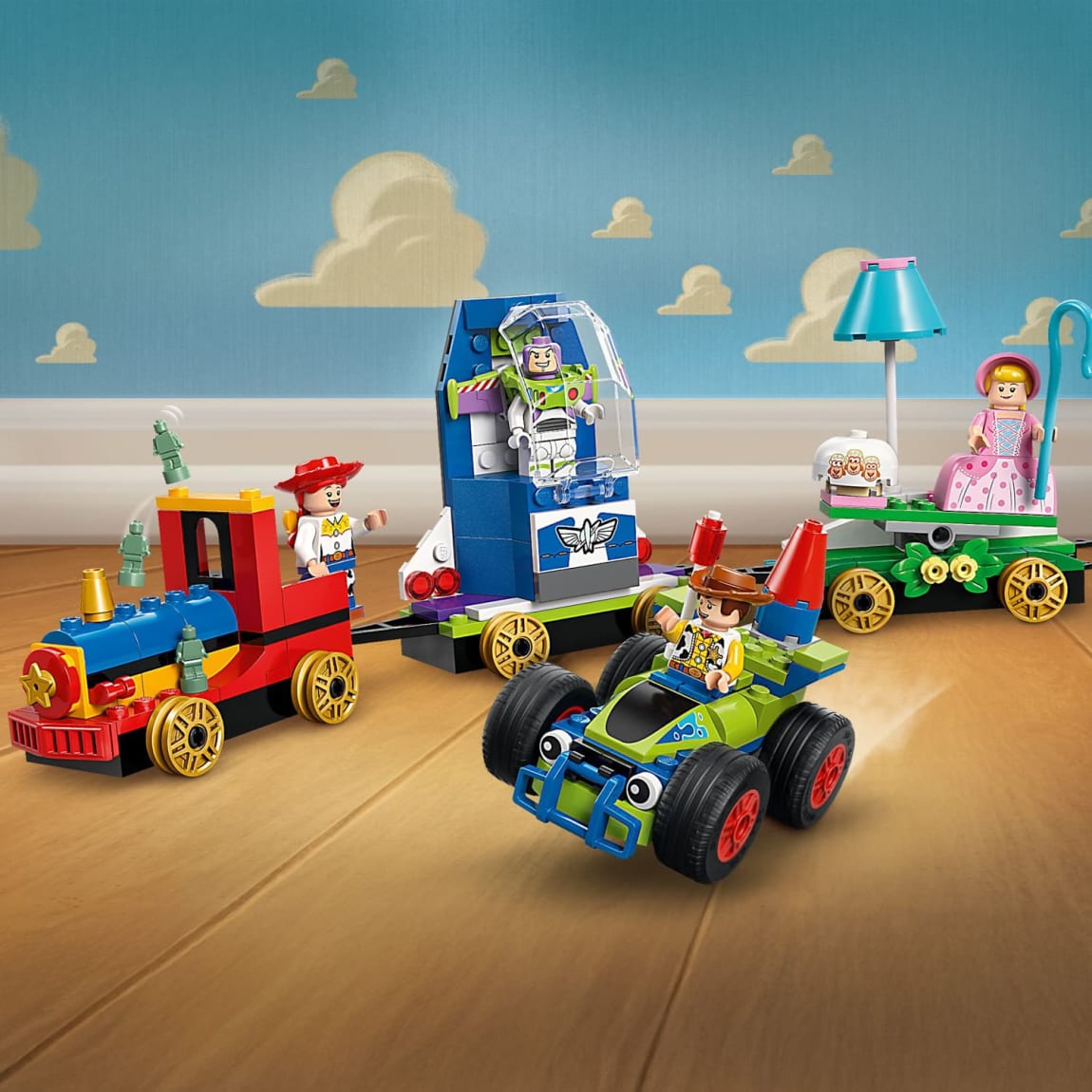 425774-lego-disney-toy-story-celebration-train-and-rc-car-2