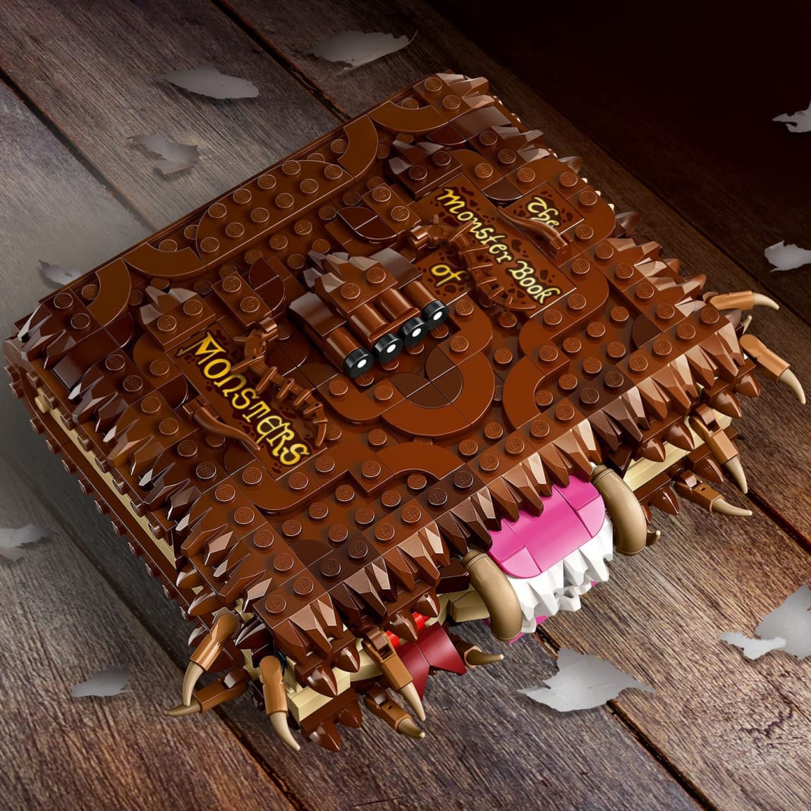 425779-legoharry-potter-chomping-monster-book-of-monsters