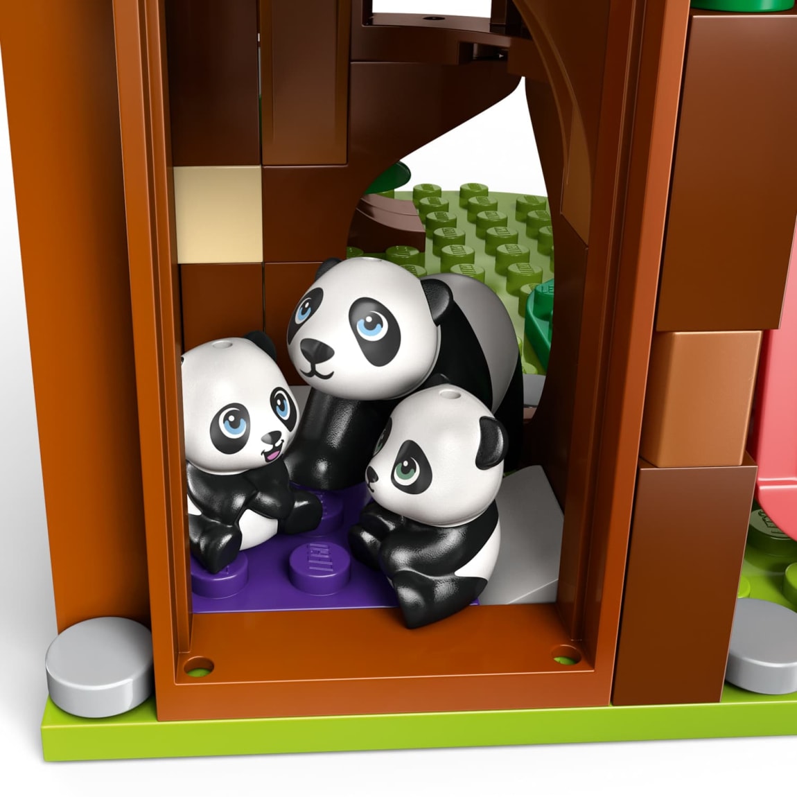 425783-lego-friends-panda-sanctuary-2