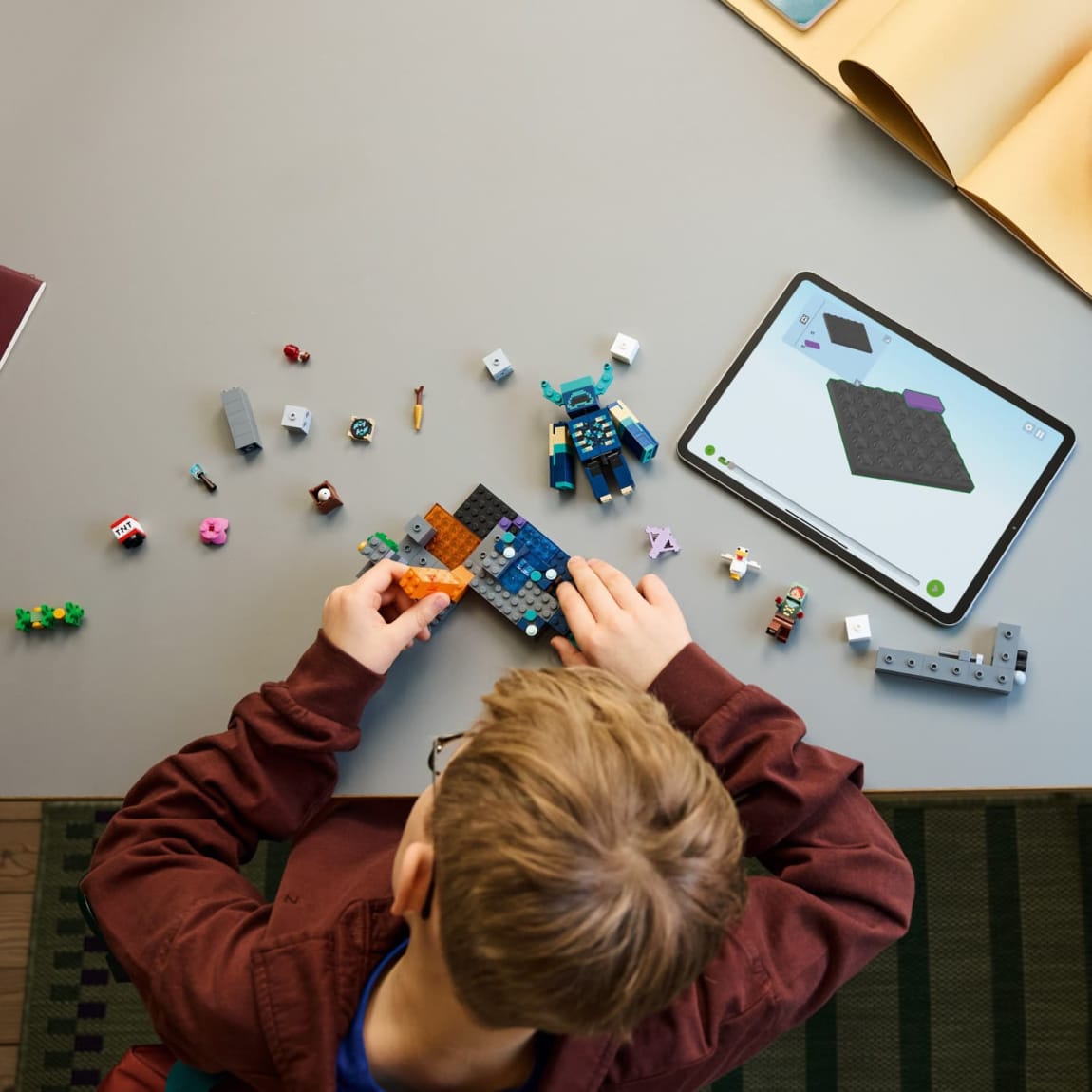 425787-lego-minecraft-the-warden-encounter-3