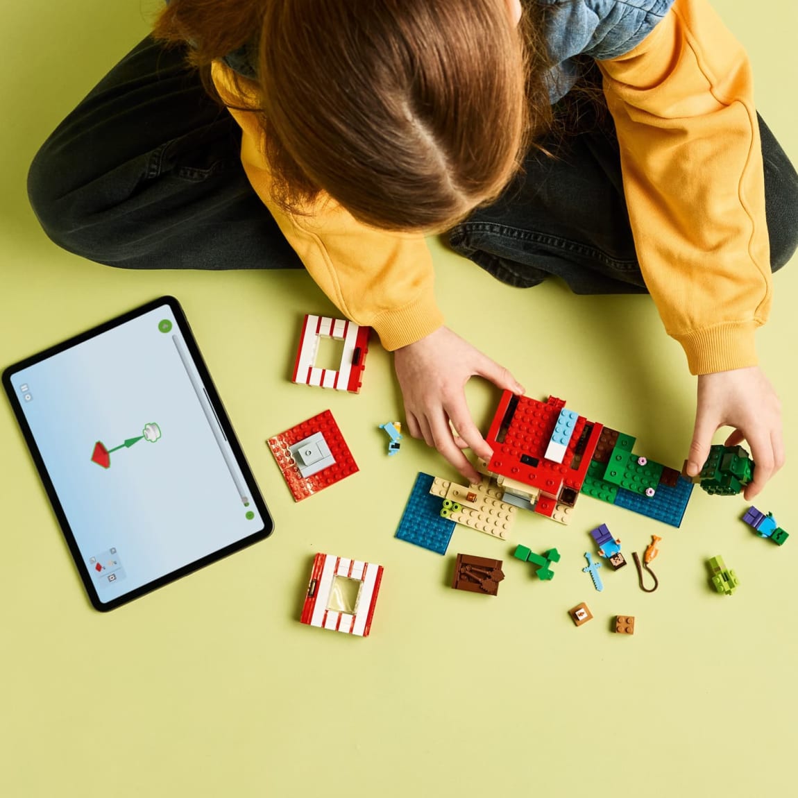 425788-lego-minecraft-the-tnt-jungle-house-4