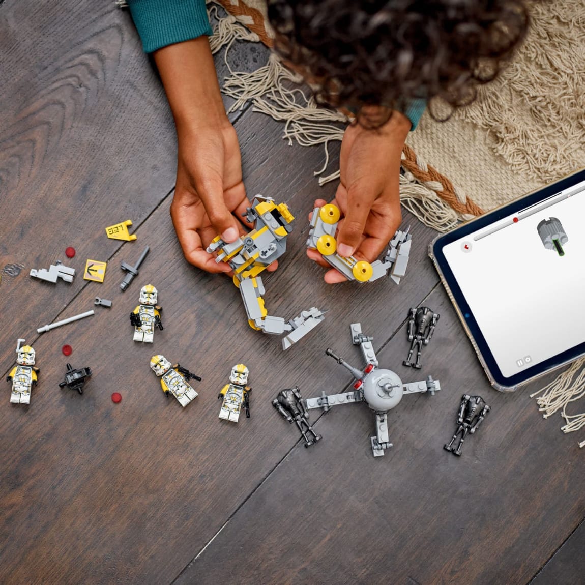 425819-lego-star-wars-327th-star-corps-clone-troopers-battle-2