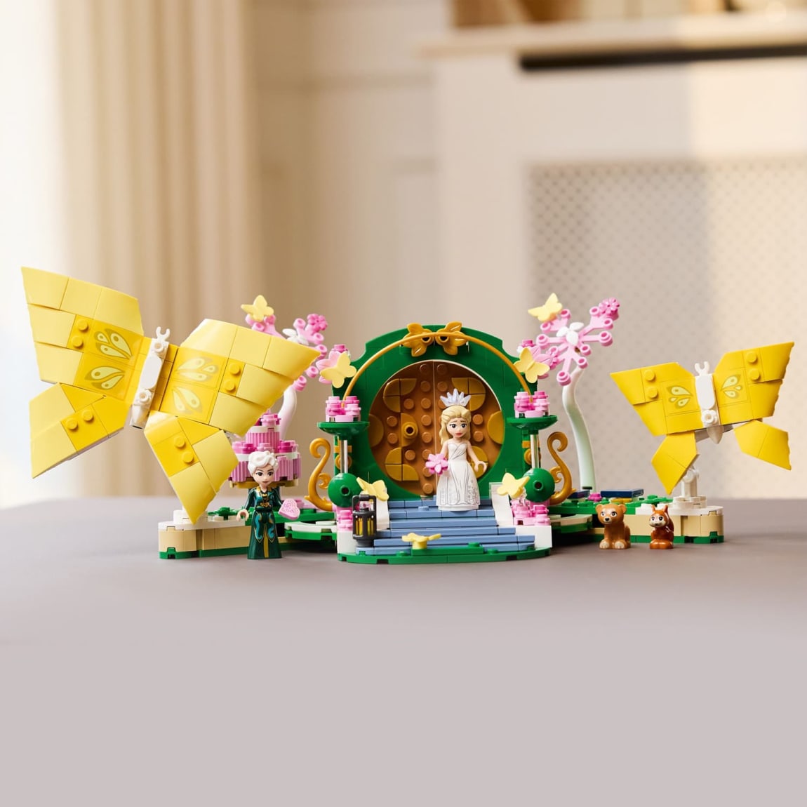 425835-lego-wicked-glindas-wedding-day-7