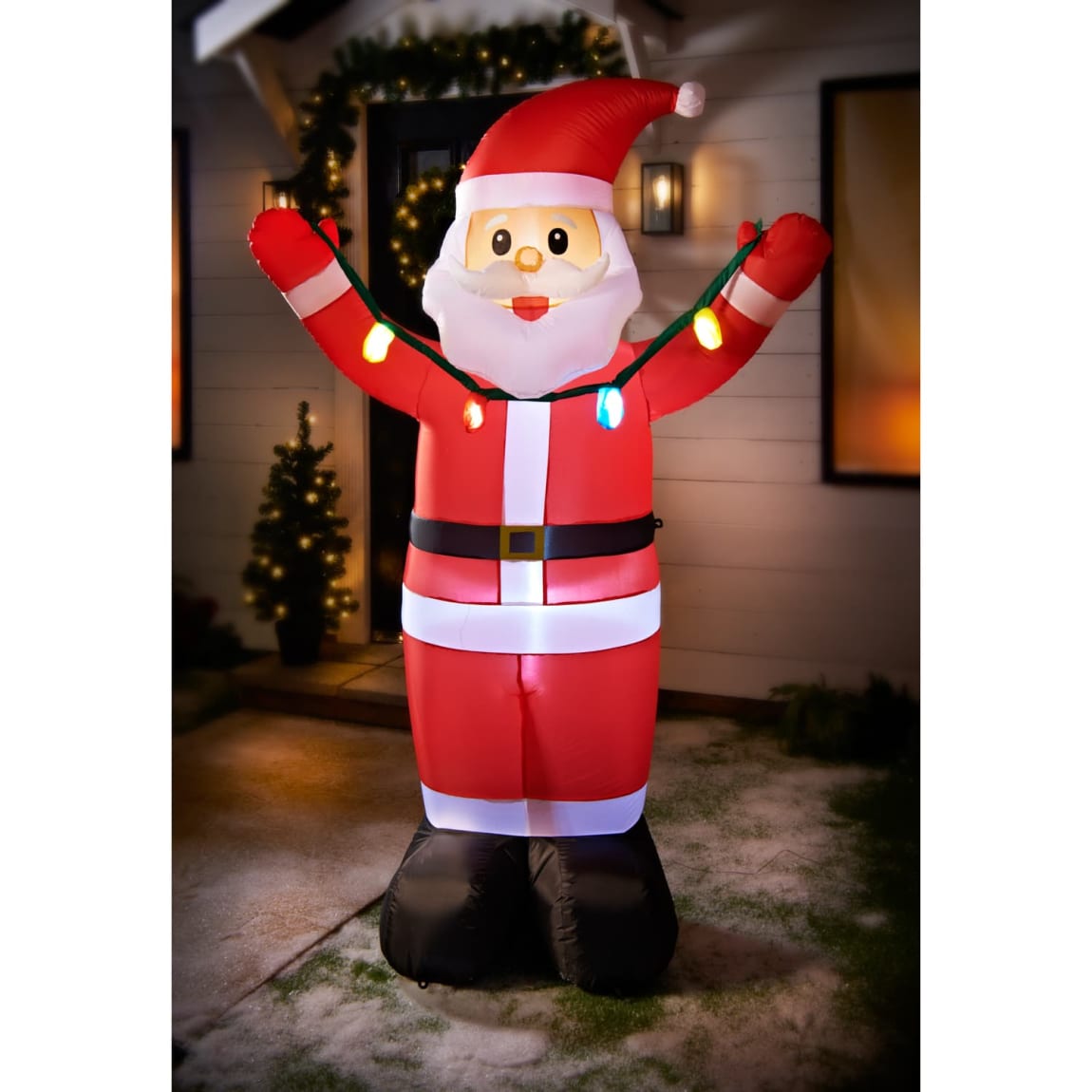 425937-6ft-inflatable-santa